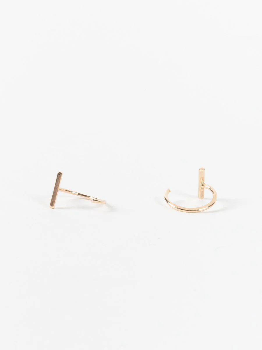 gold bar hoop earring - Image 4