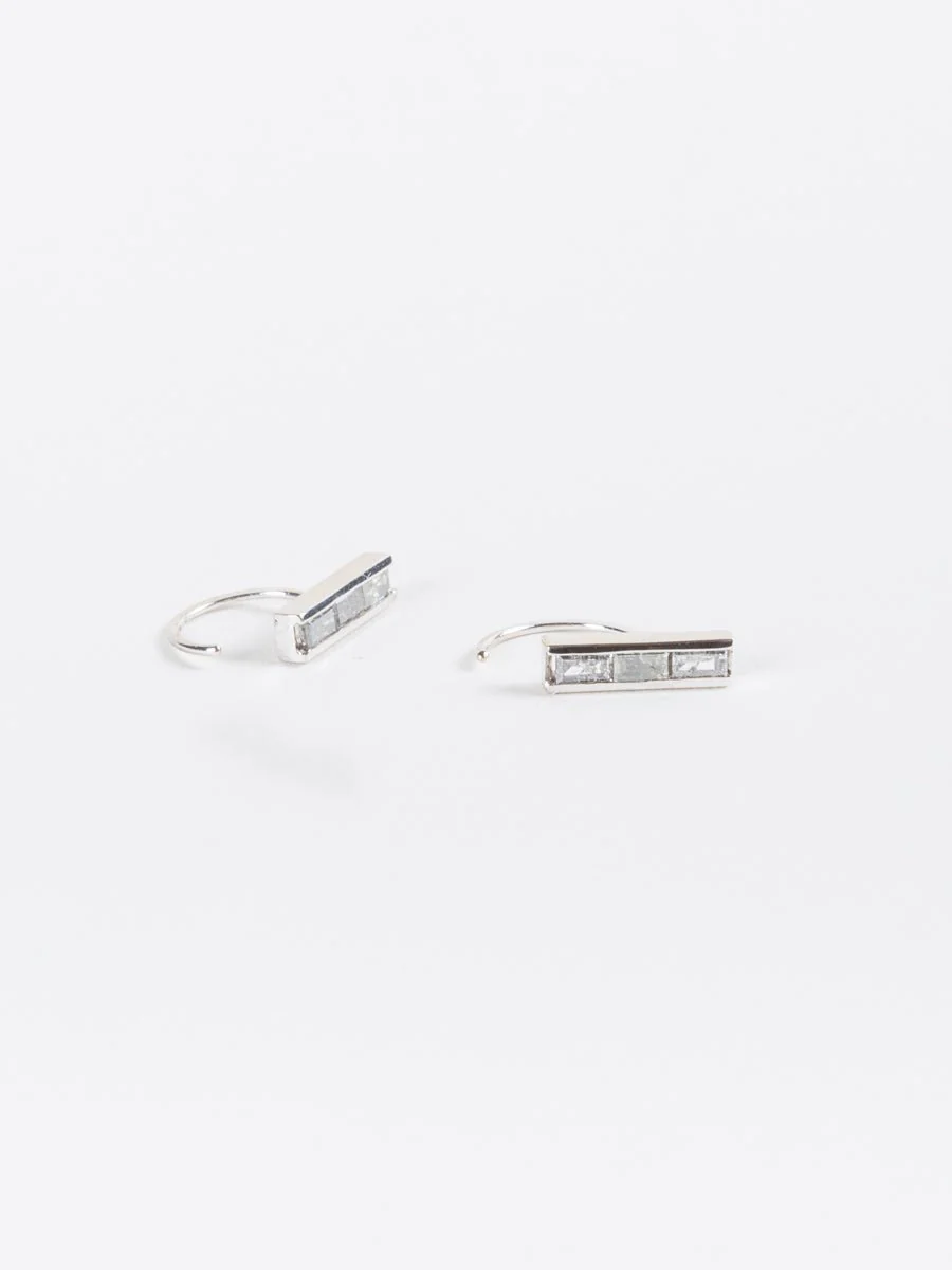 baguette diamond hug hooks - Image 2