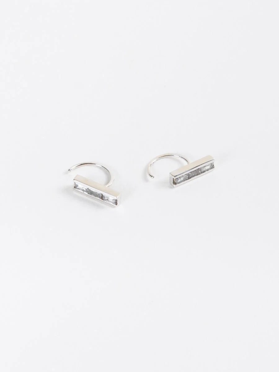 baguette diamond hug hooks - Image 4