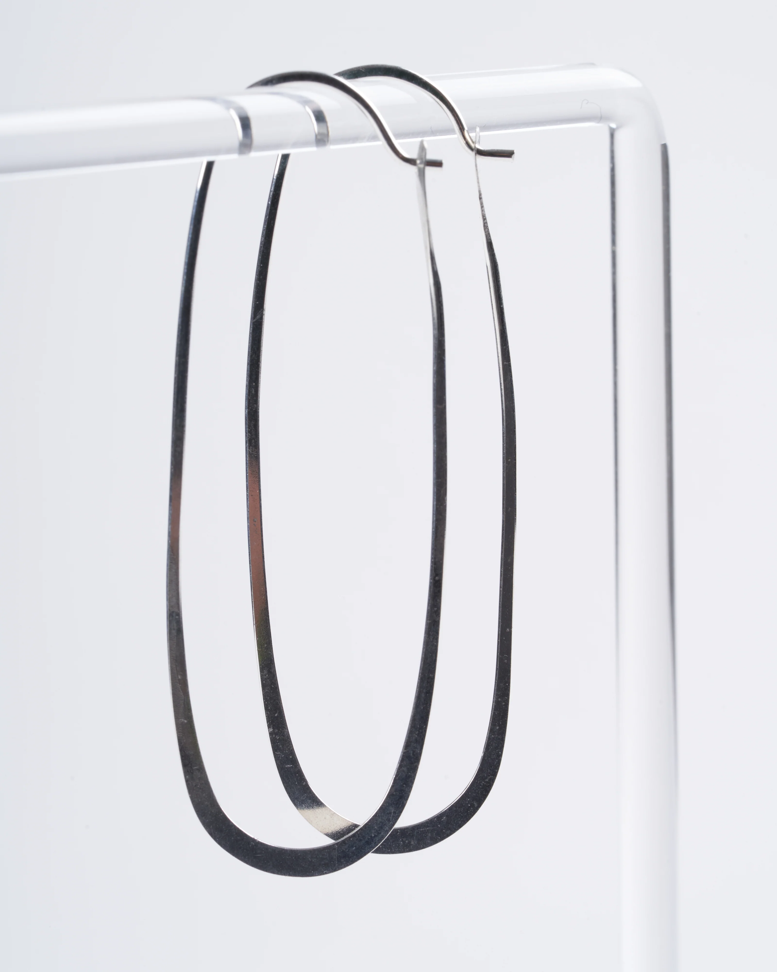 elliptical hoop - silver - Image 3