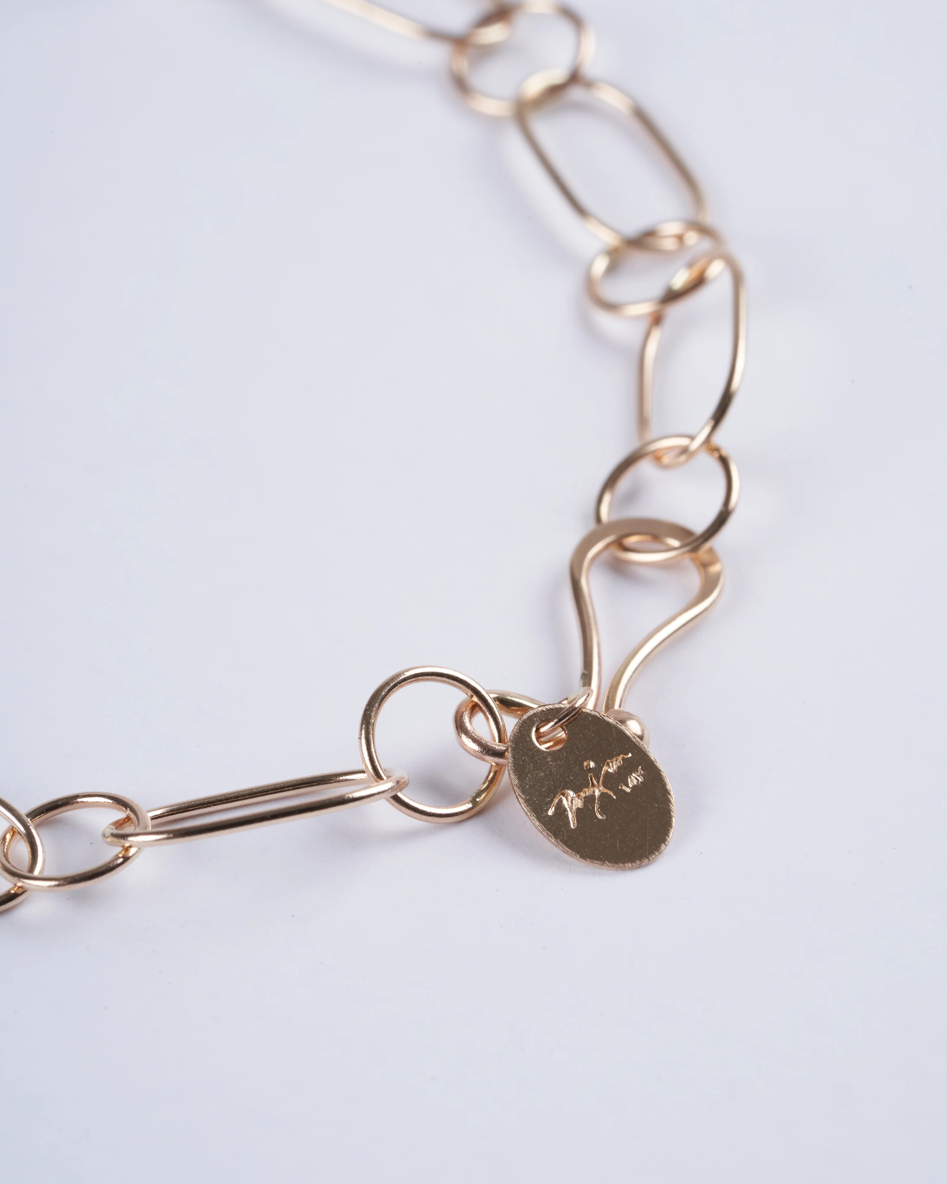 handmade 14k gold oval and round chain bracelet - Image 2