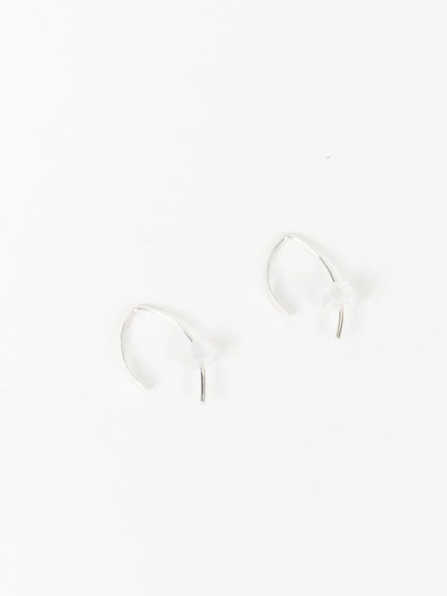 xs wishbone earring - ss - Image 5