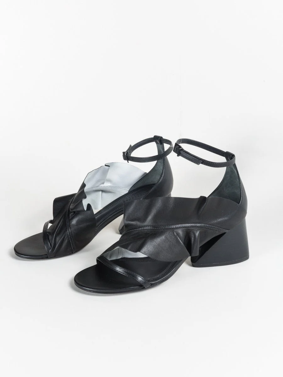 kiah ruffle heel - Image 4