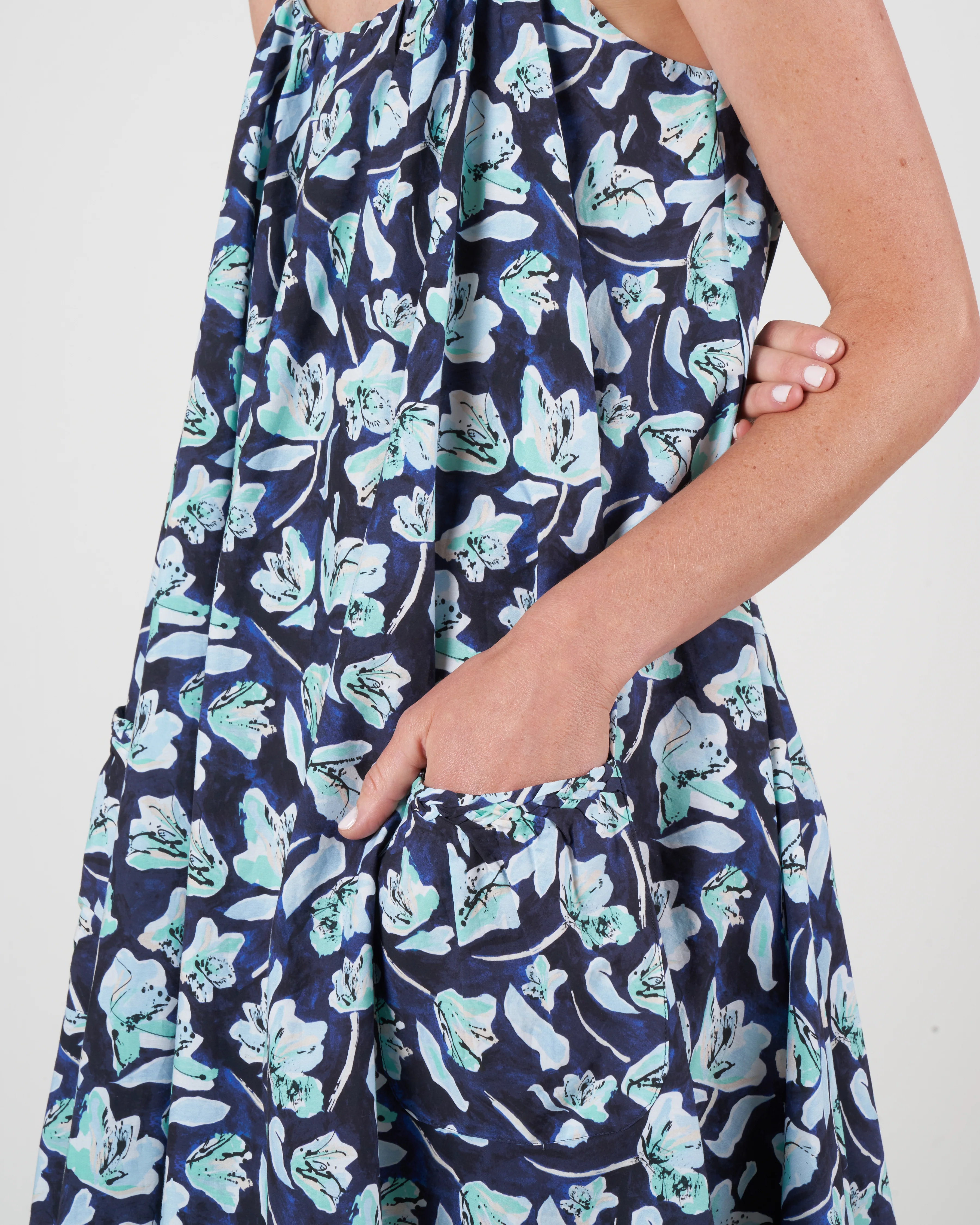 akumal dress - blue floral - Image 3