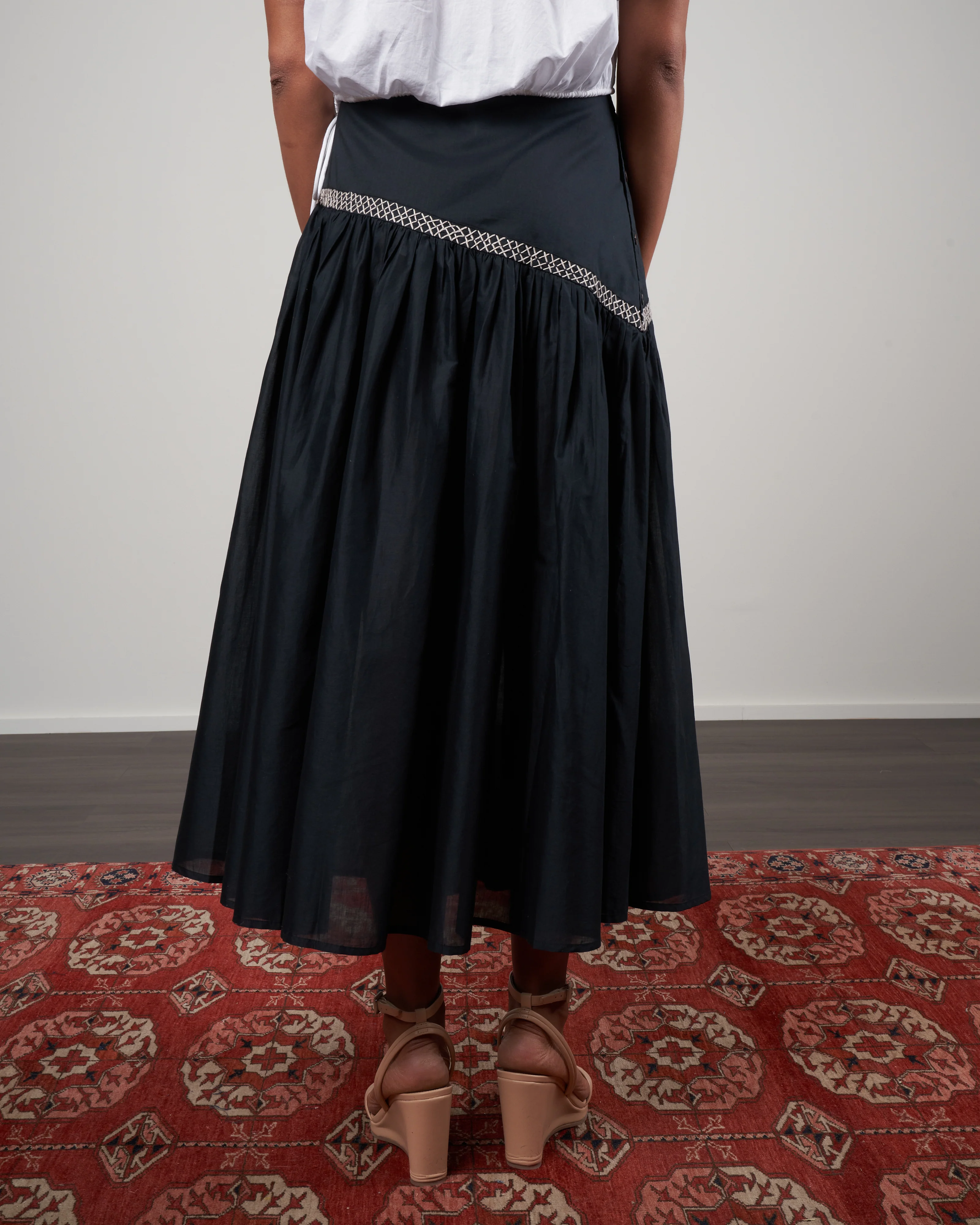 elinga skirt - black - Image 3