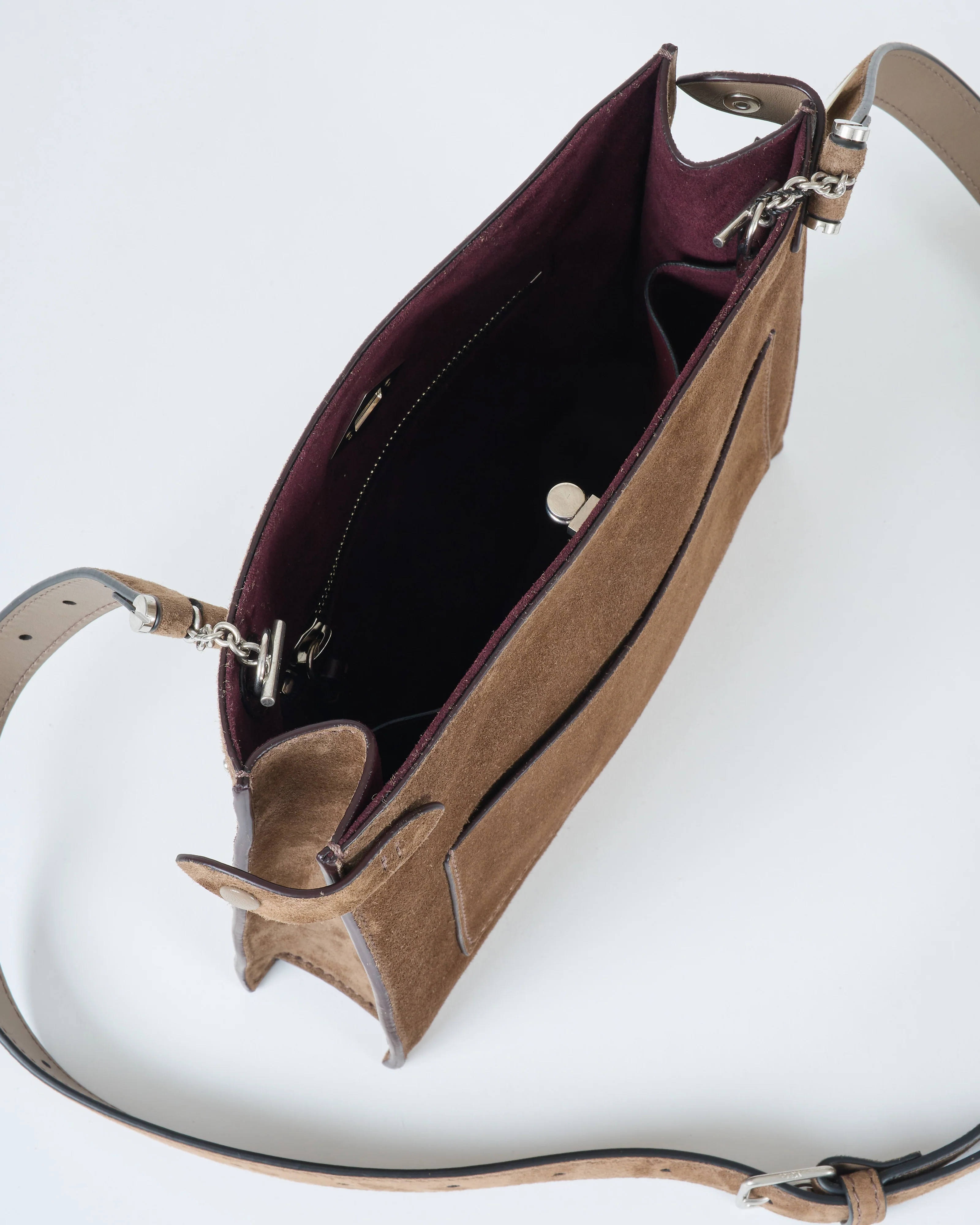 stowaway - Image 4