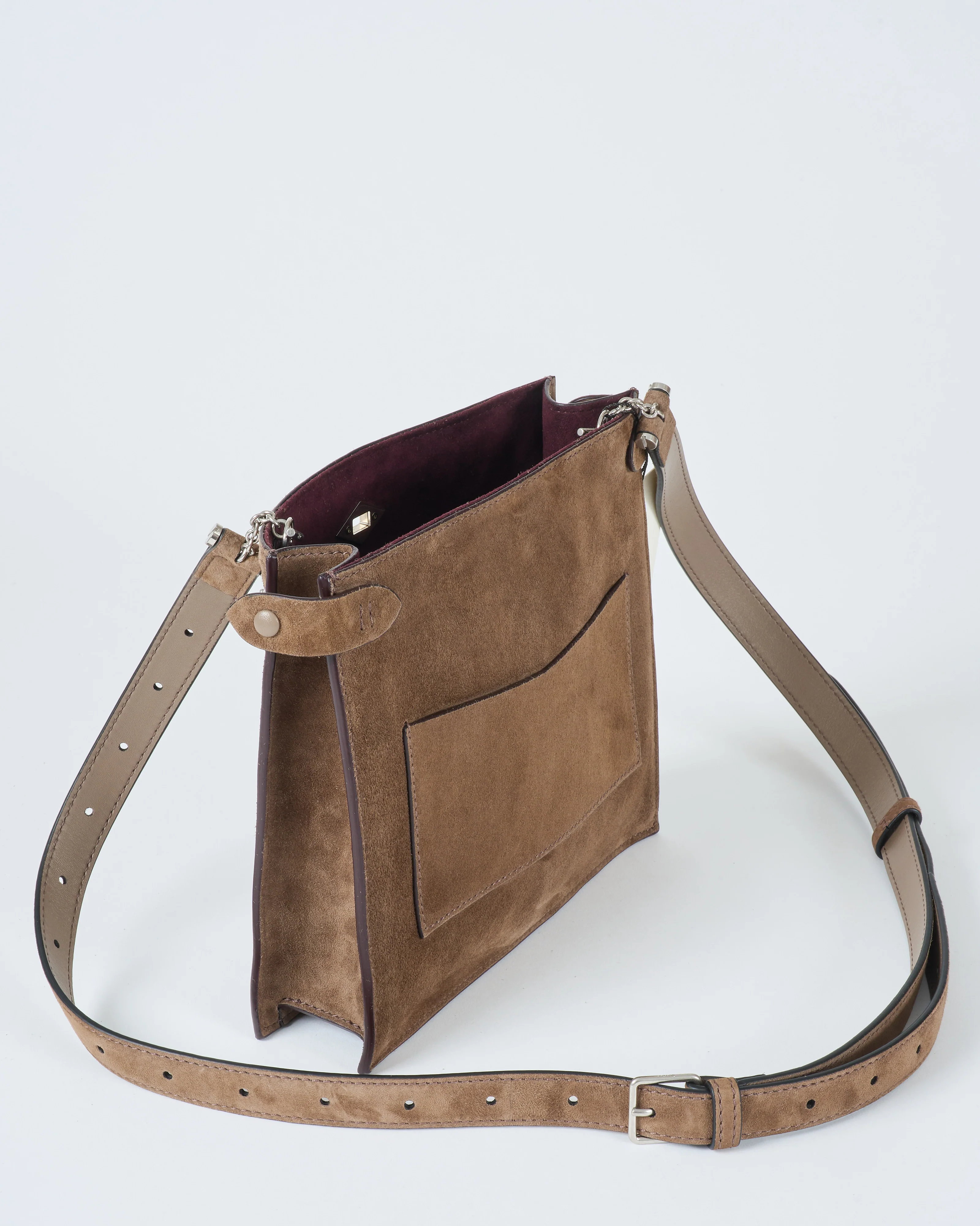 stowaway - Image 5