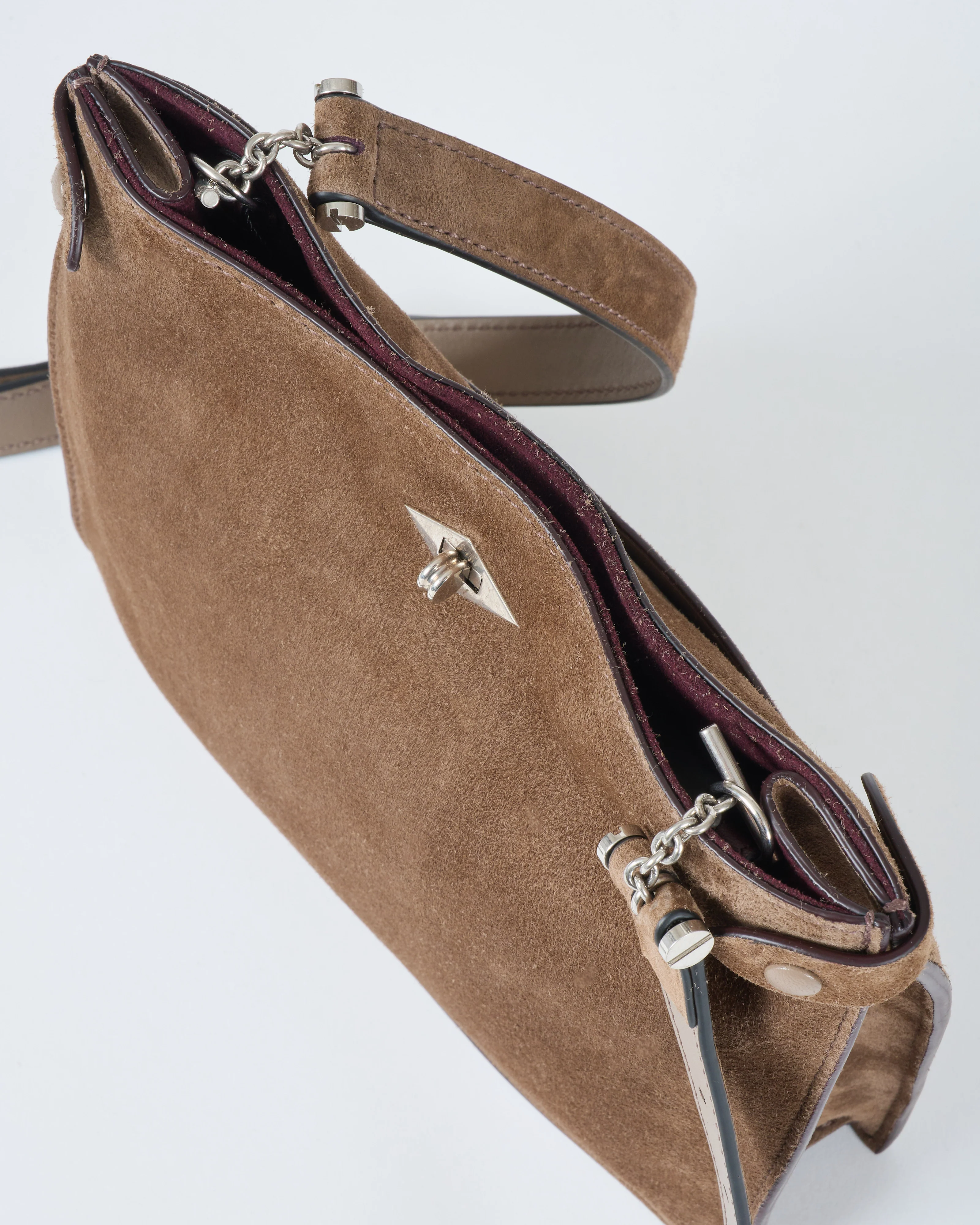 stowaway - Image 6