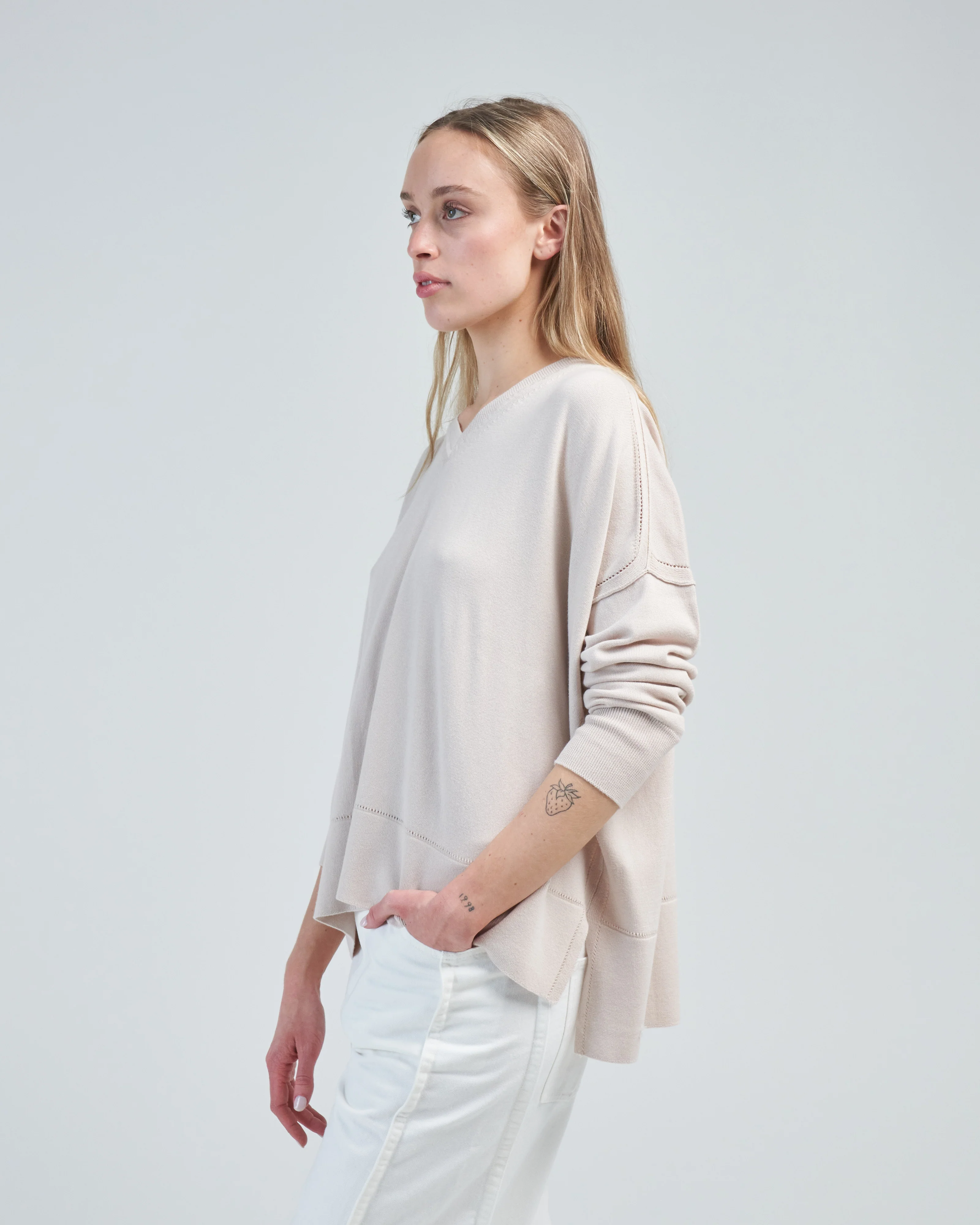 cotton pointelle v-neck - Image 3