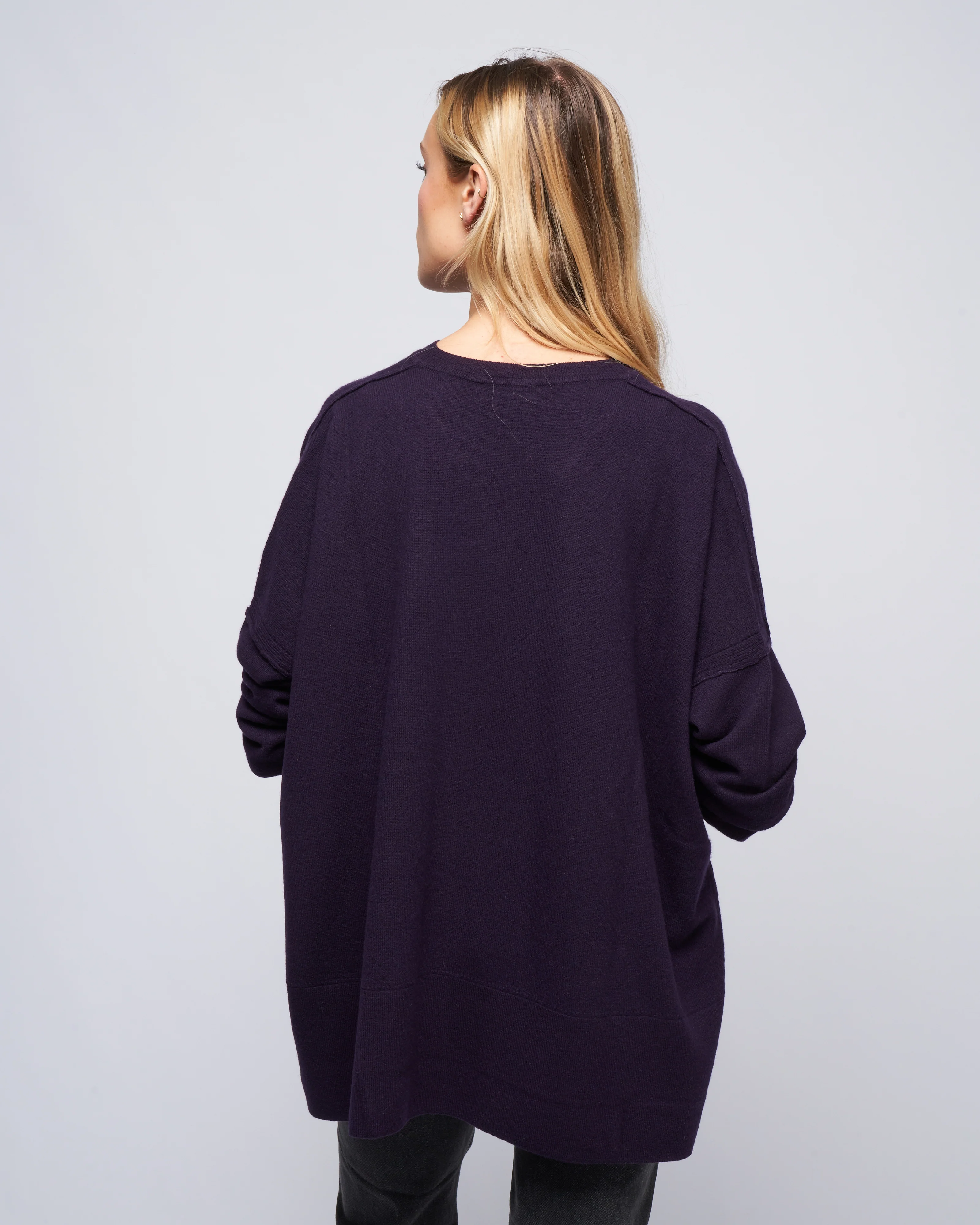 pointelle v-neck sweater - black currant - Image 4