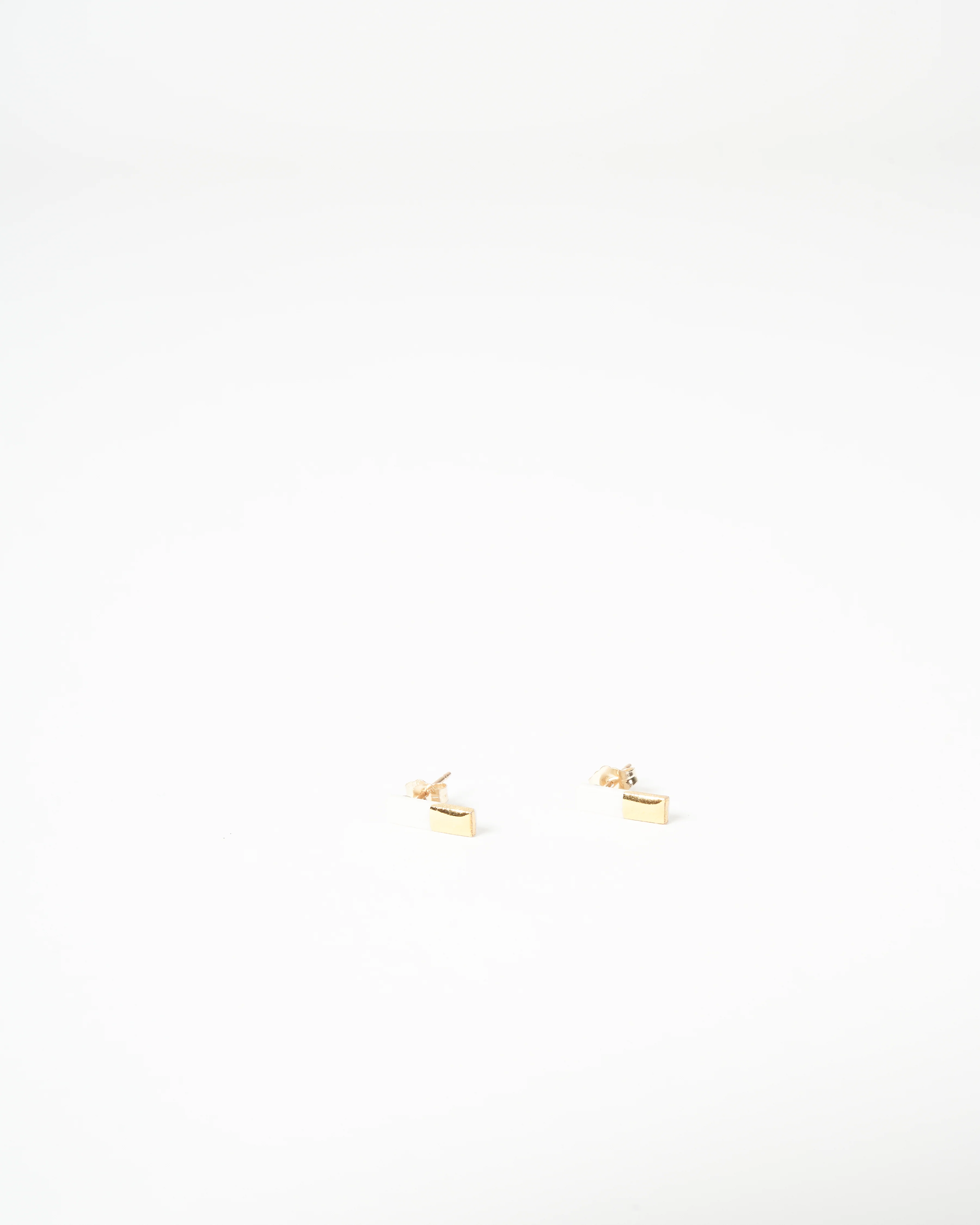 gold dipped bar studs - white - Image 2