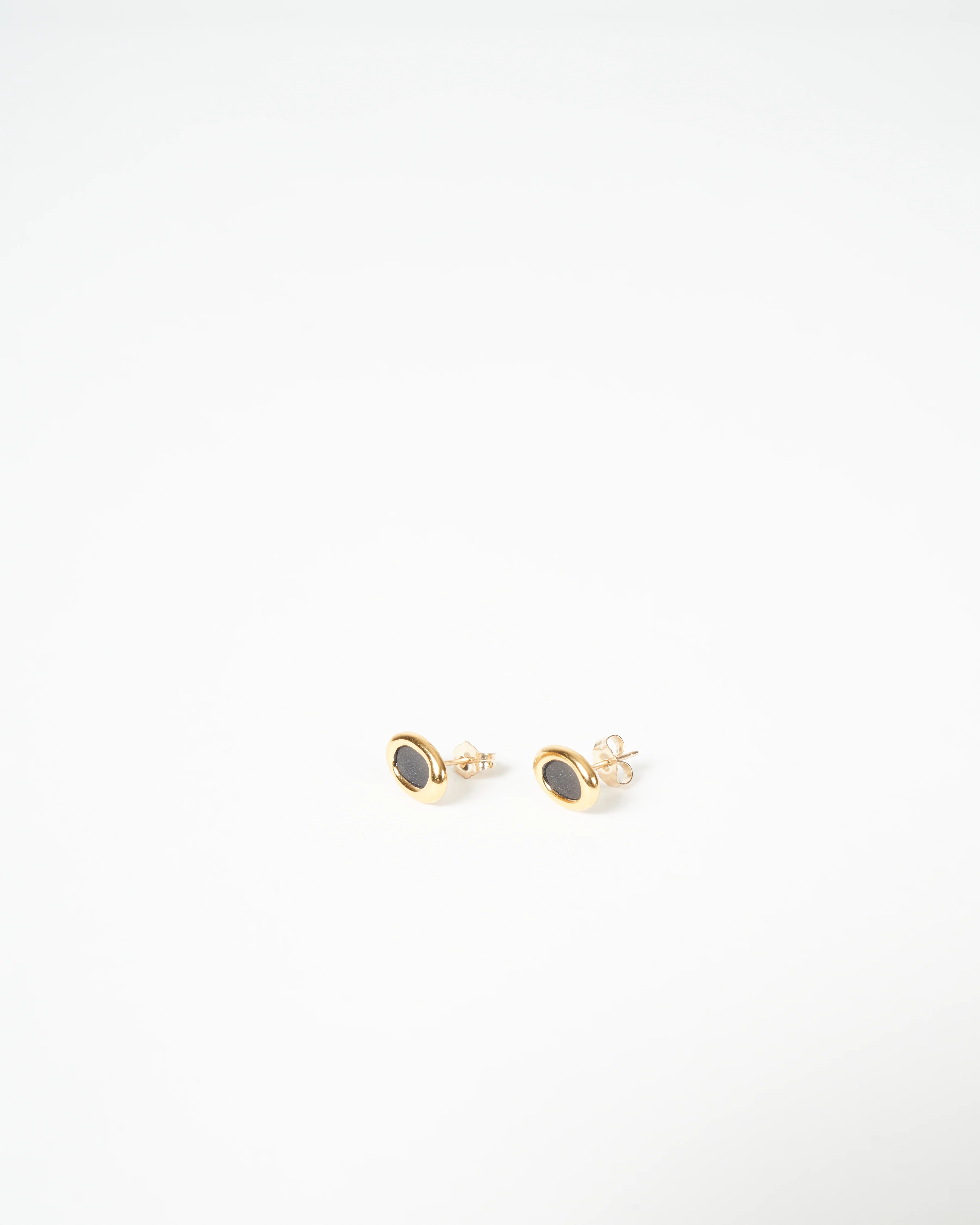 gold rimmed oval studs - black - Image 2