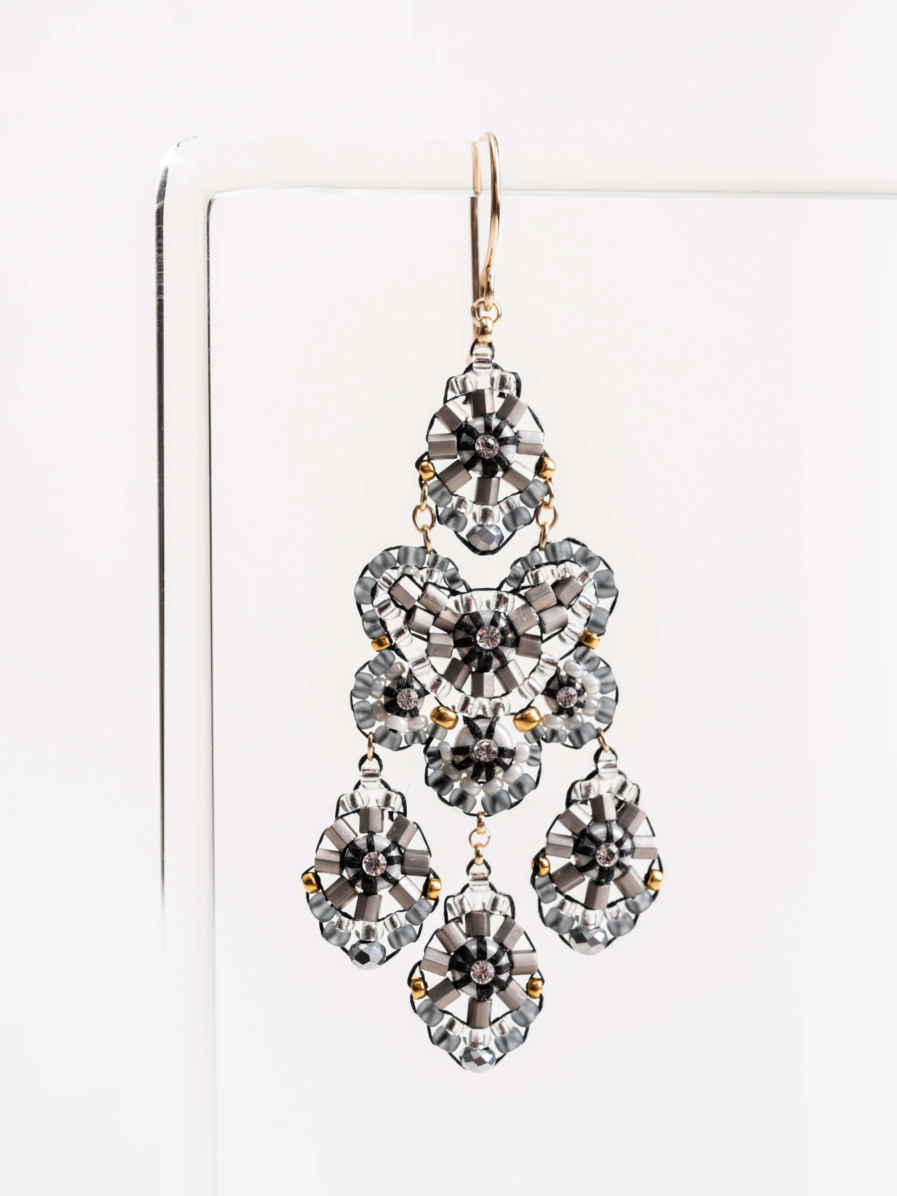 E77310 earrings - Image 2