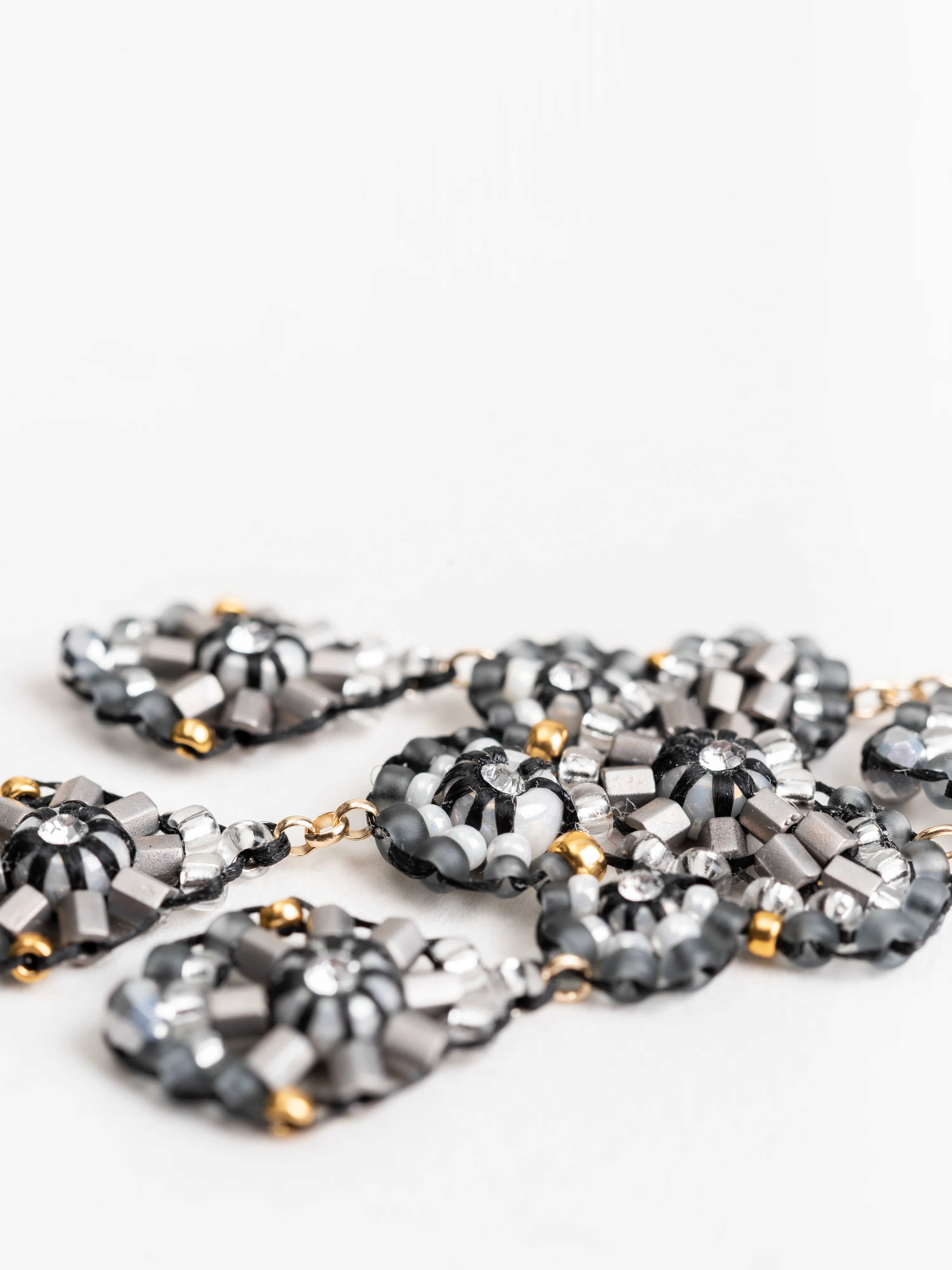 E77310 earrings - Image 4