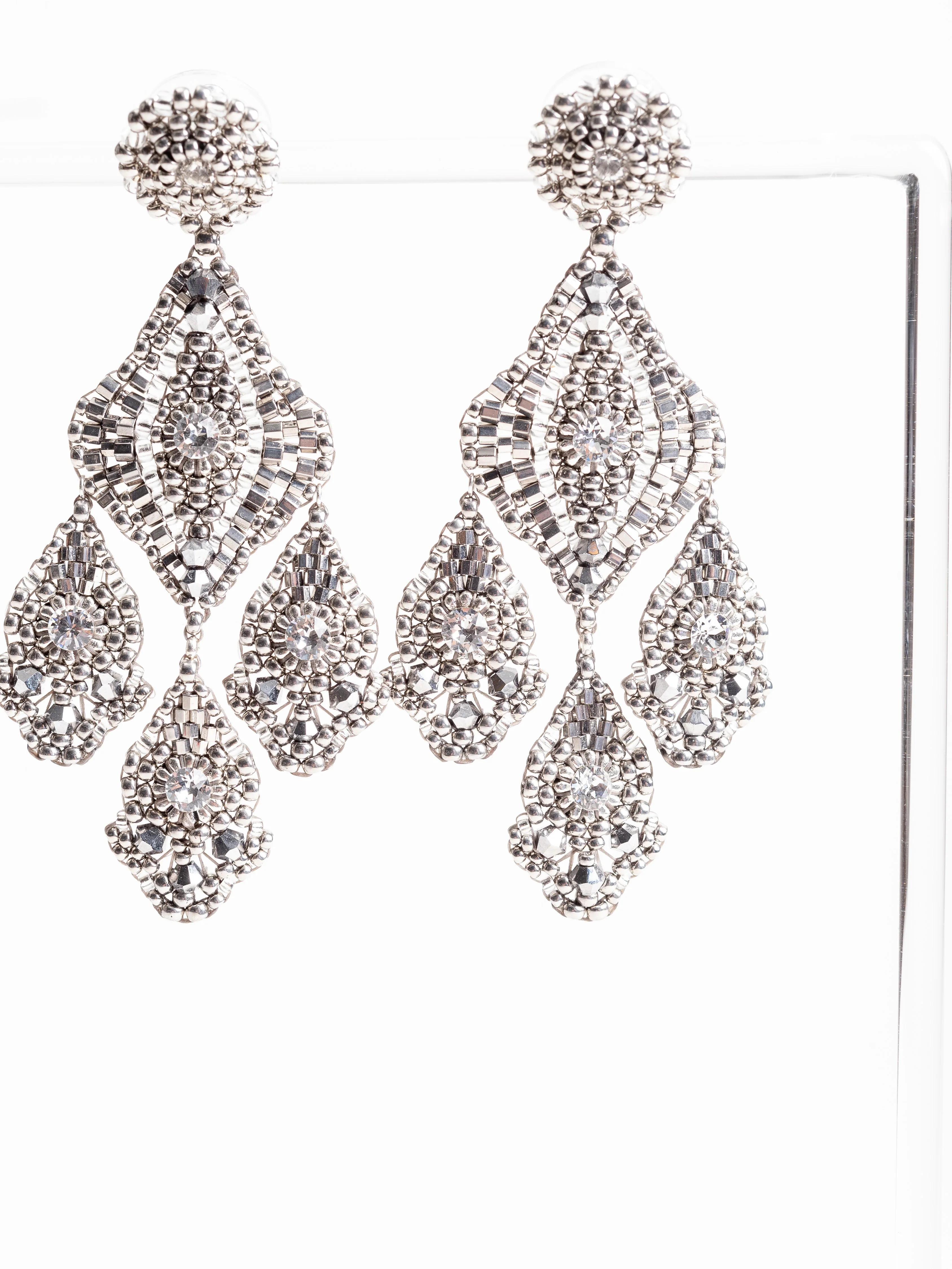e80500 earrings - Image 2