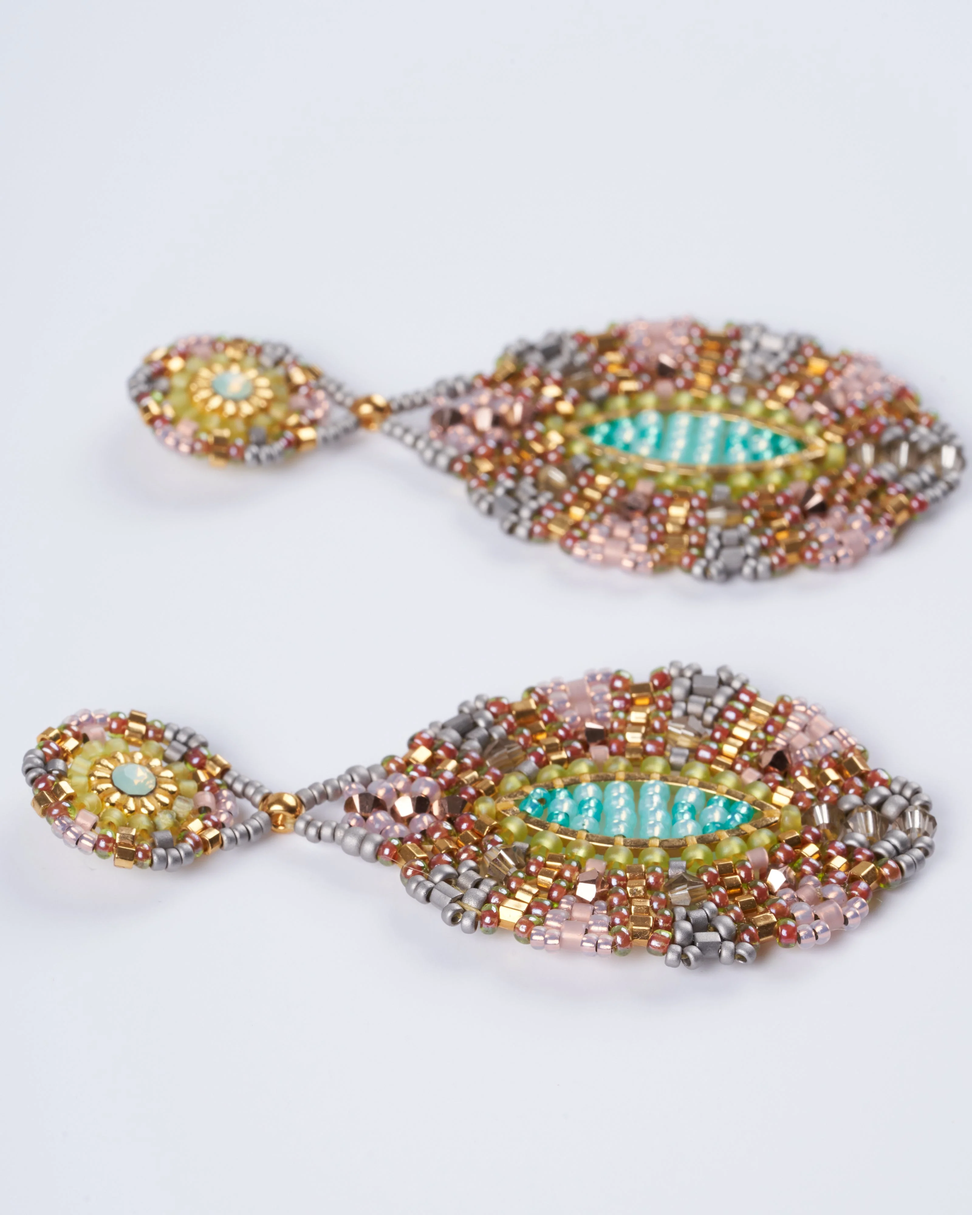 pink opalite with turquoise beads - Image 2