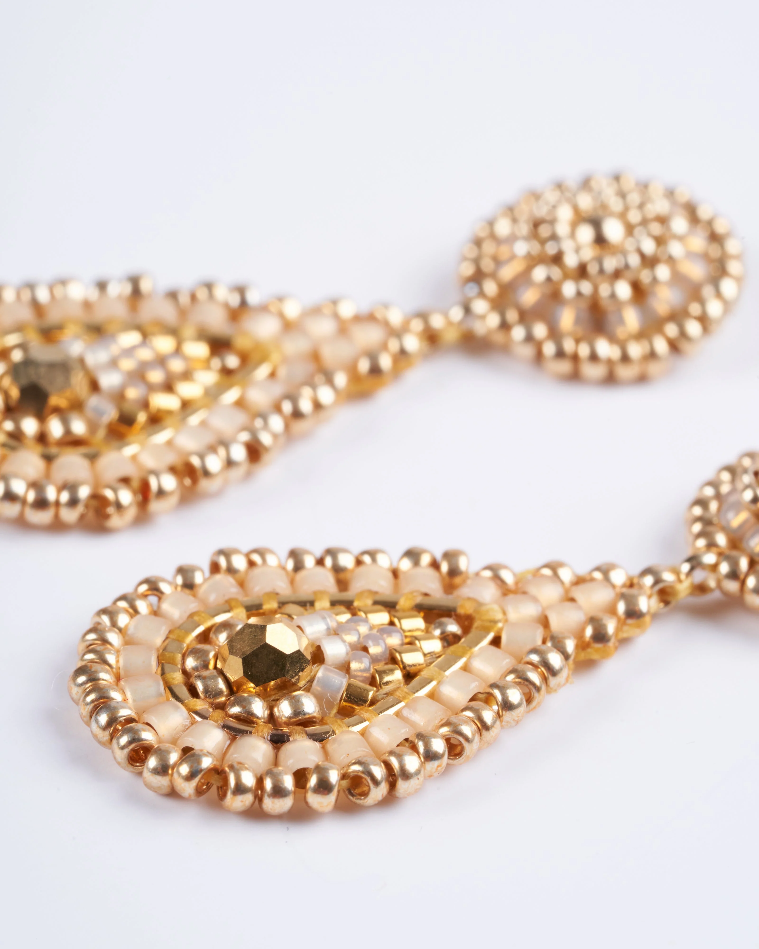 gold post with tear drop - gold - Image 3