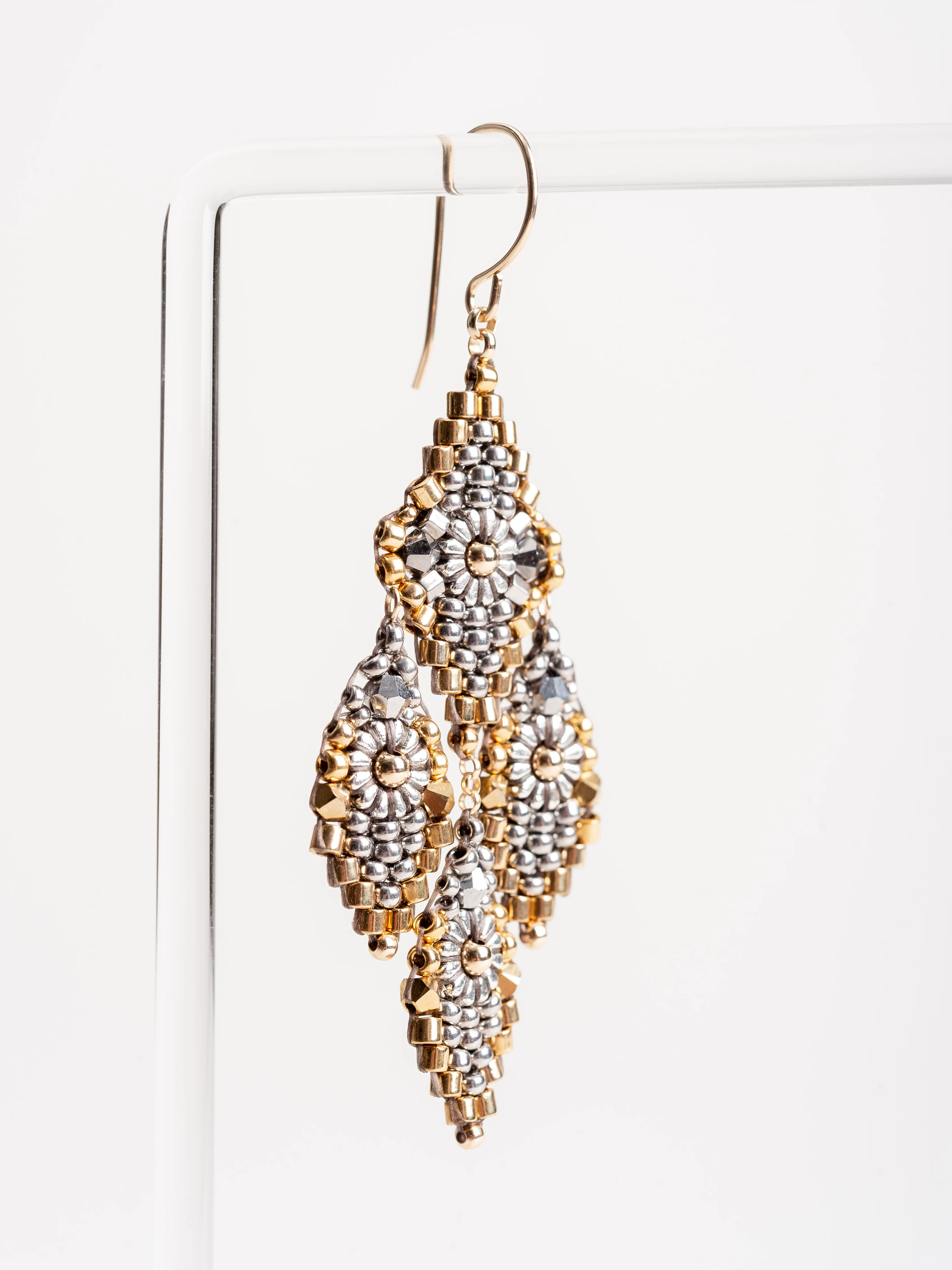 E78204 earrings - Image 2