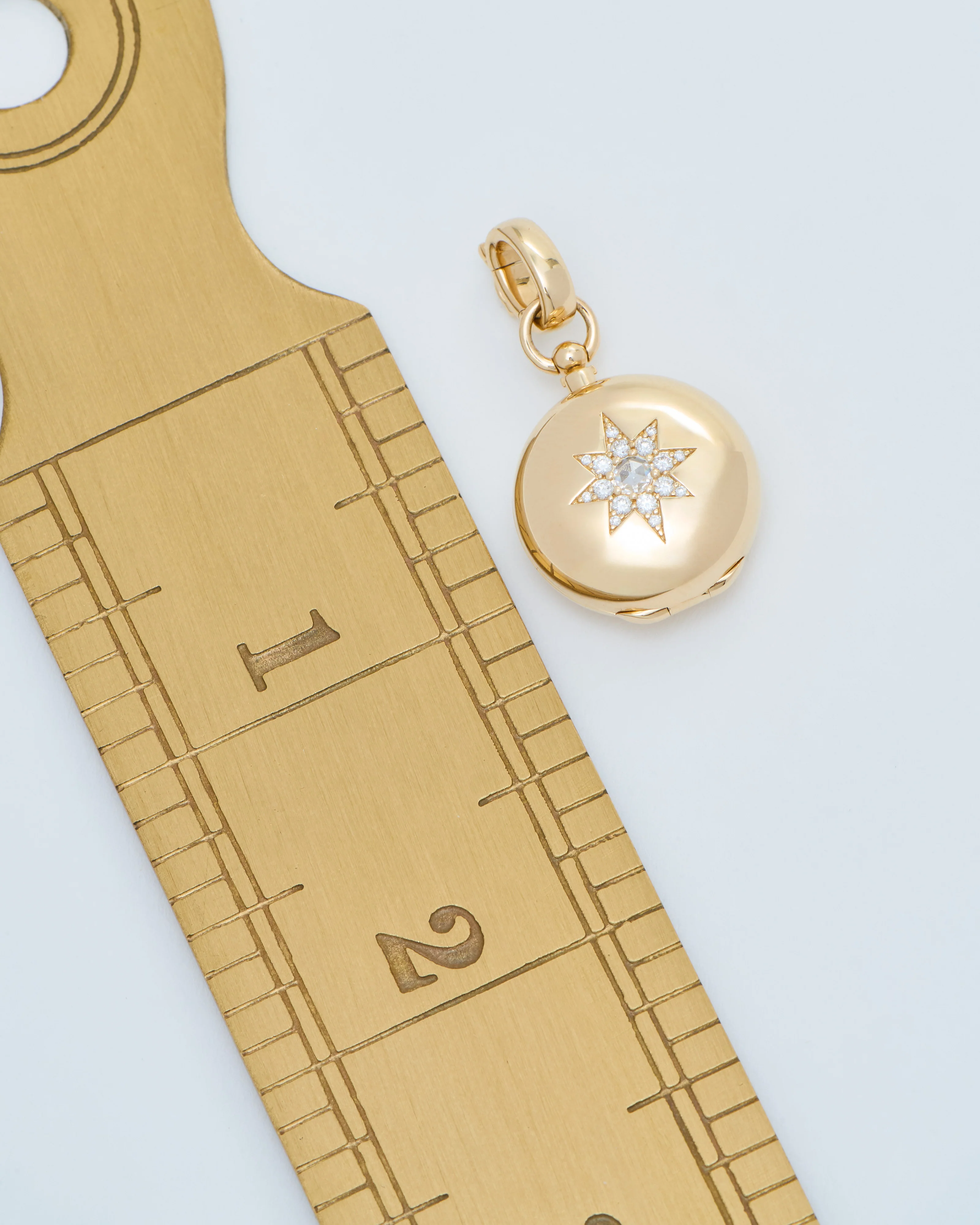 direction coin locket - Image 9