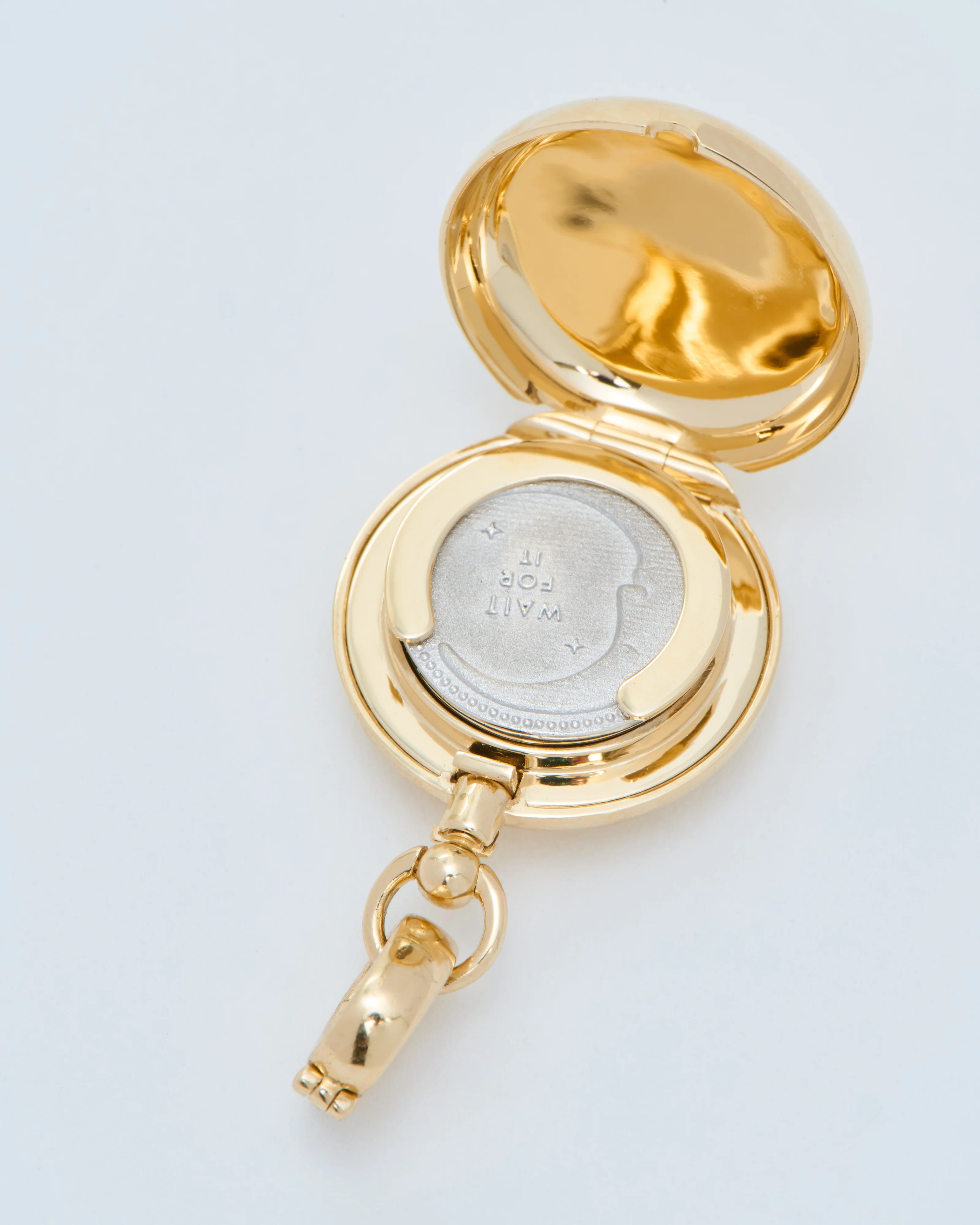 direction coin locket - Image 3