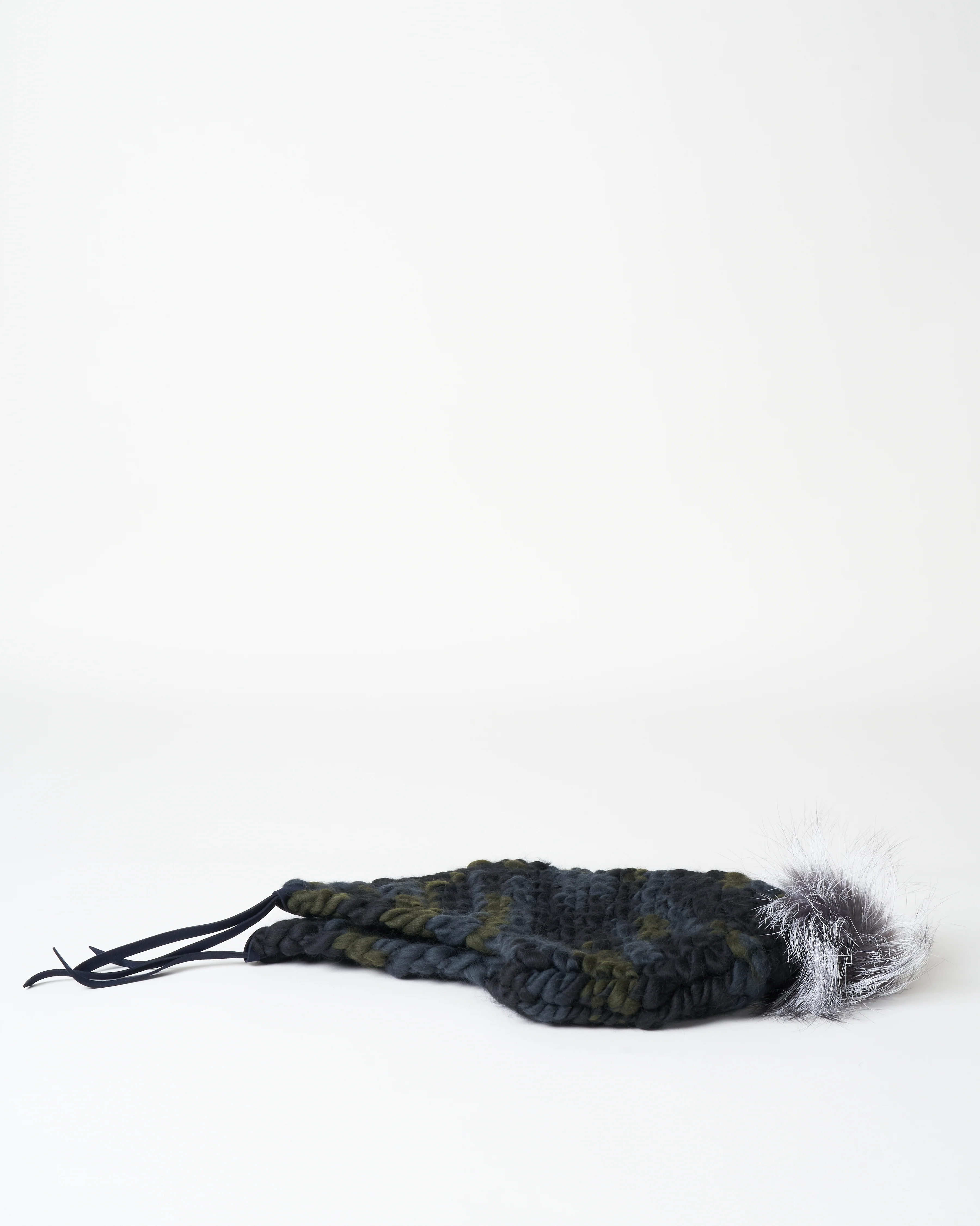 beanie - dark camo/silver fox - Image 2