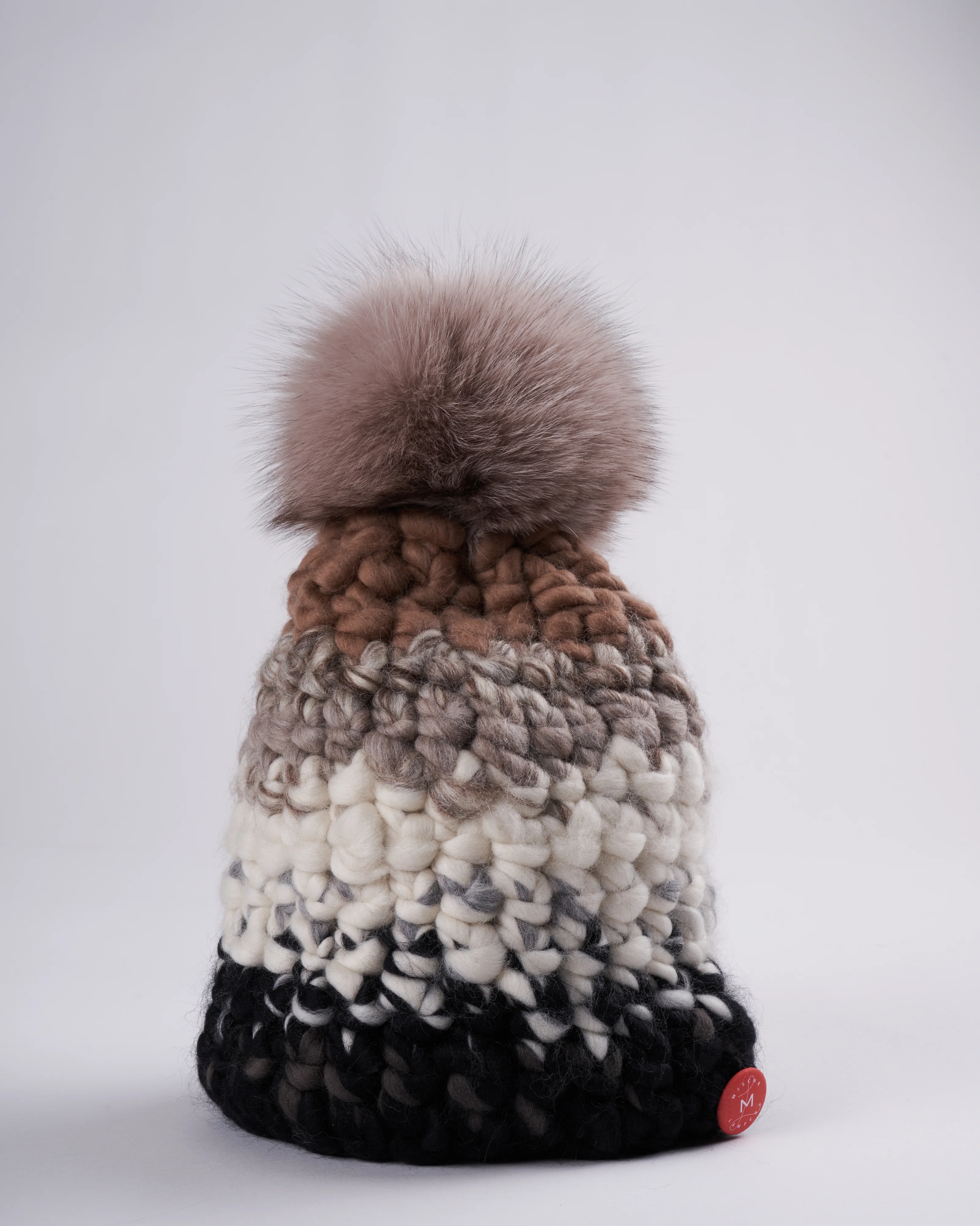 beanie pomster - browns & black stripe