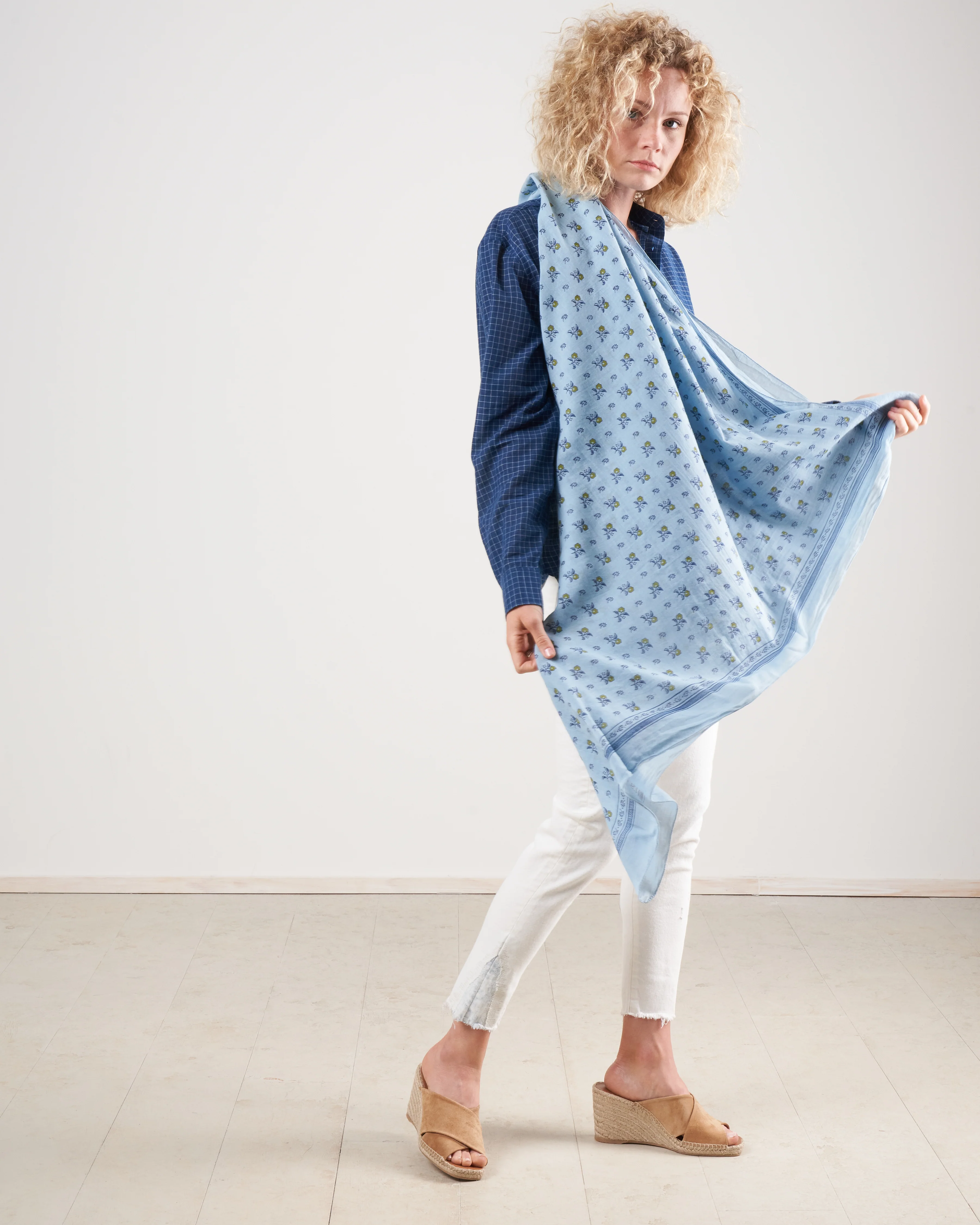 cotton scarf - dutch blue - Image 4