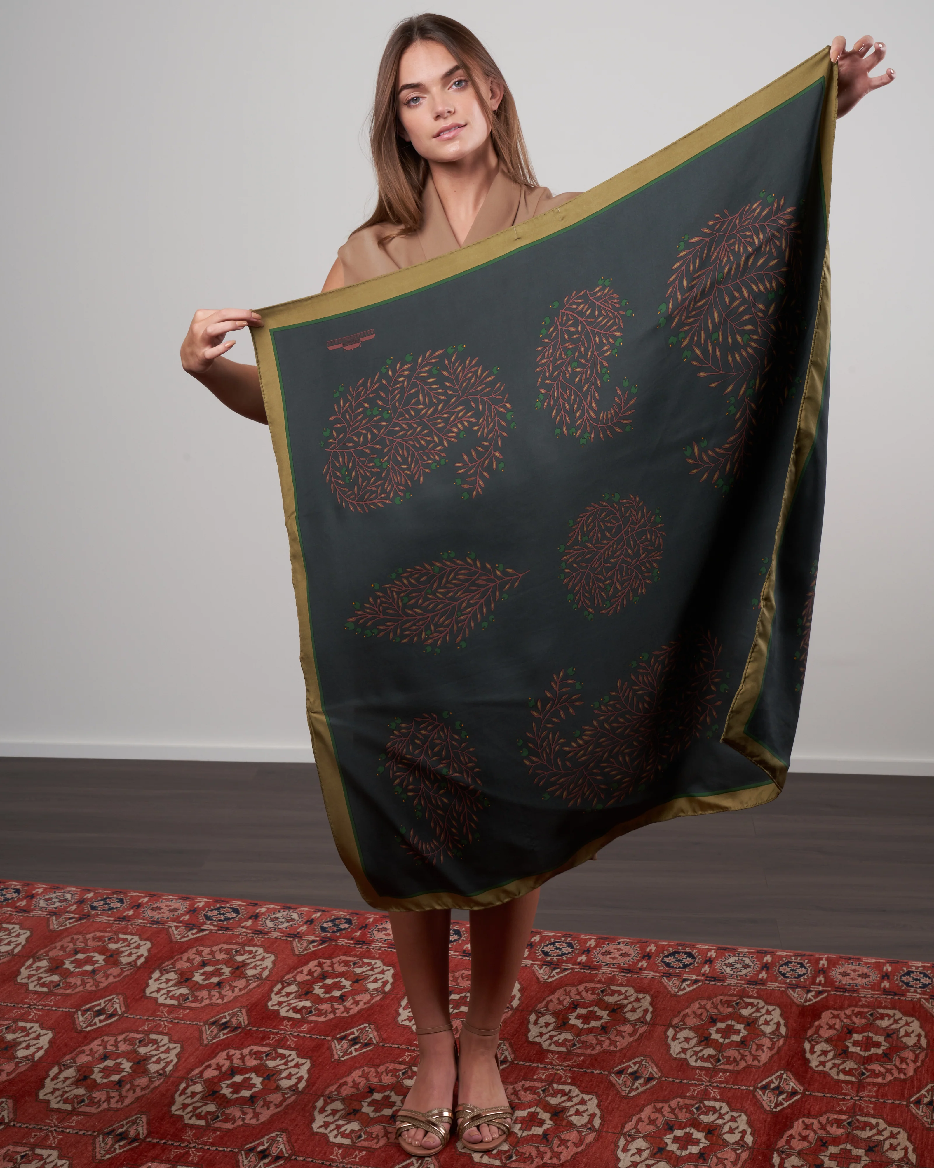 silk scarf - evergreen - Image 2