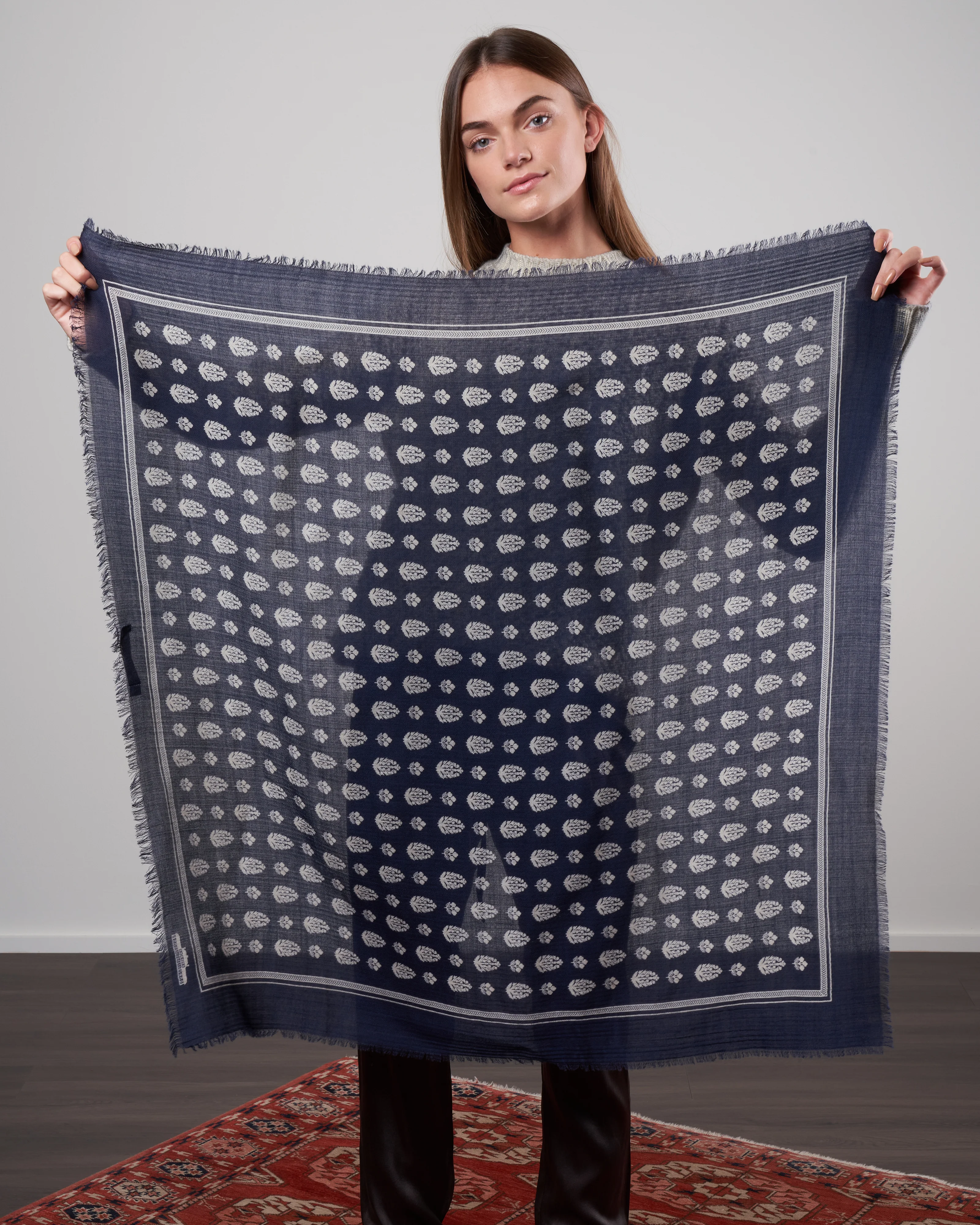 wool scarf - ink blue - Image 2