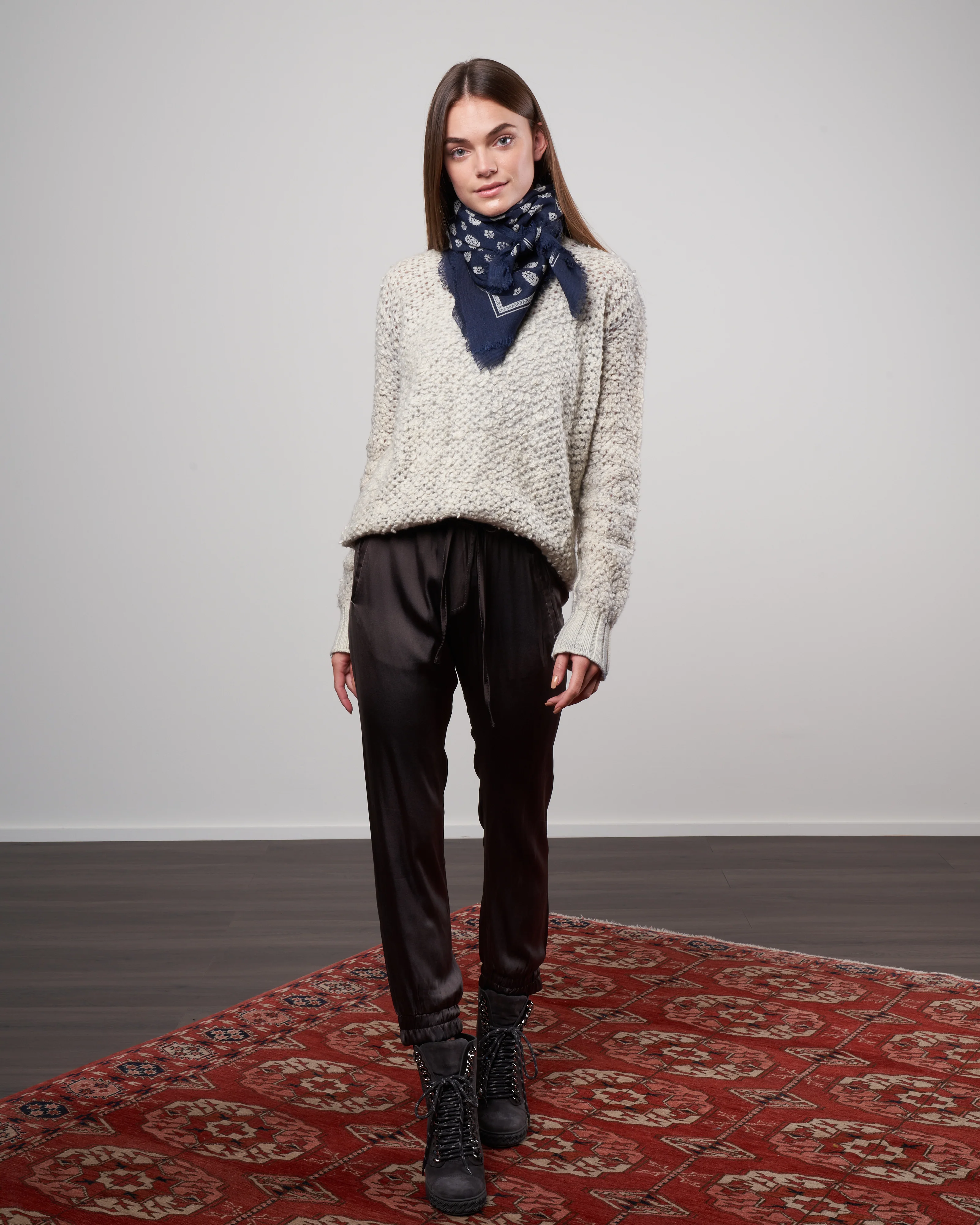wool scarf - ink blue - Image 3