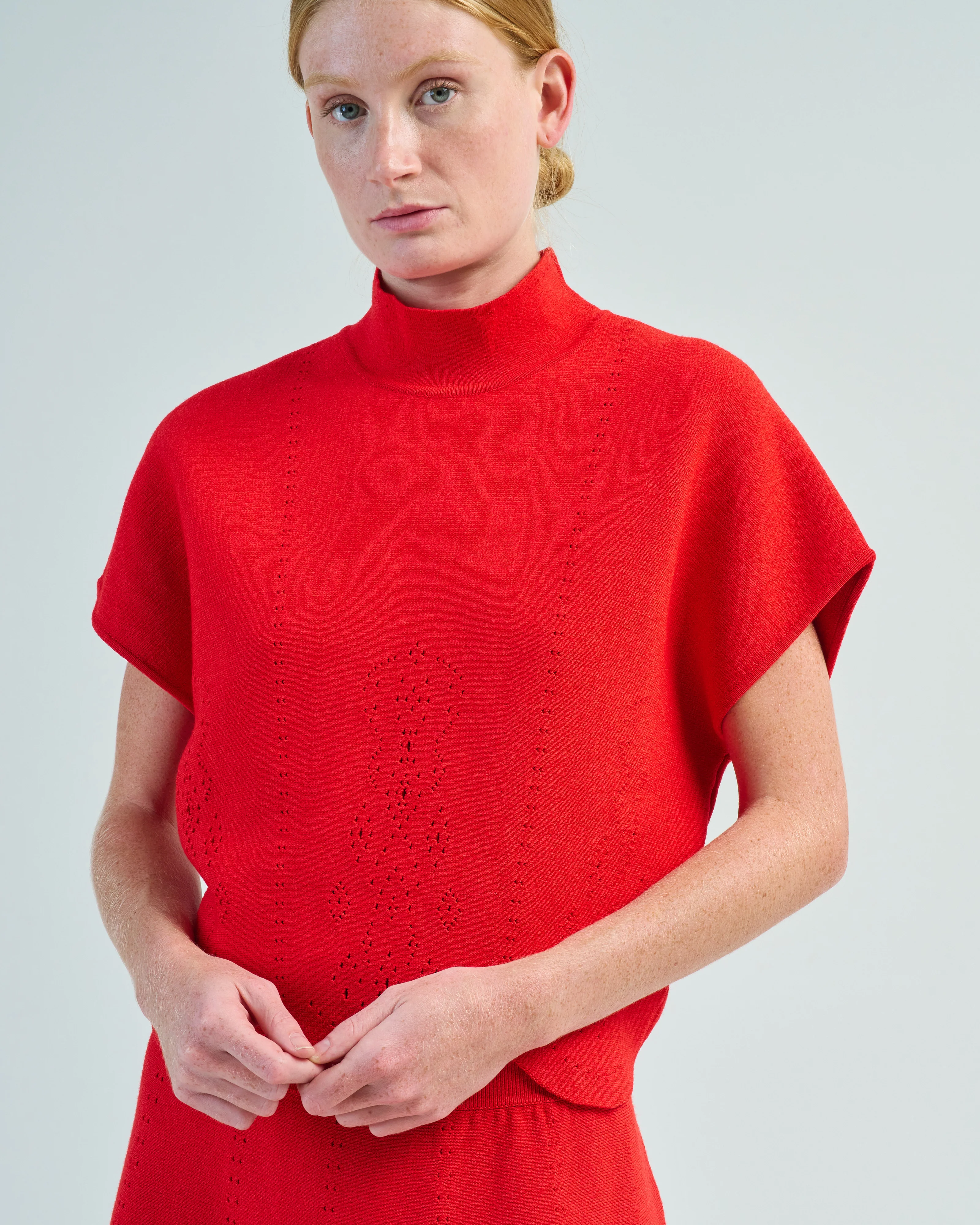 biscuit embroidery knit scallop top - Image 5