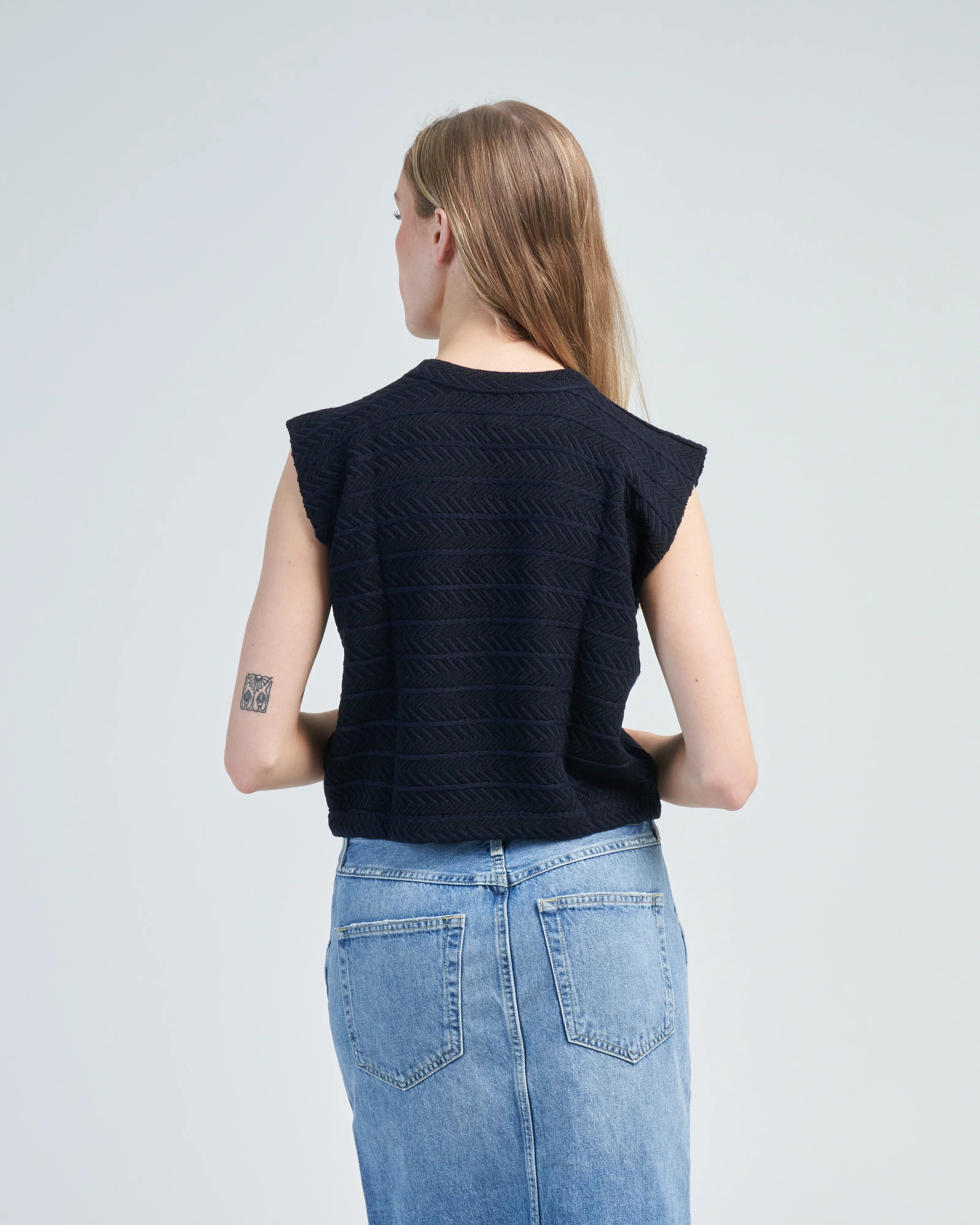 chevron patterned sleeveless top - Image 4