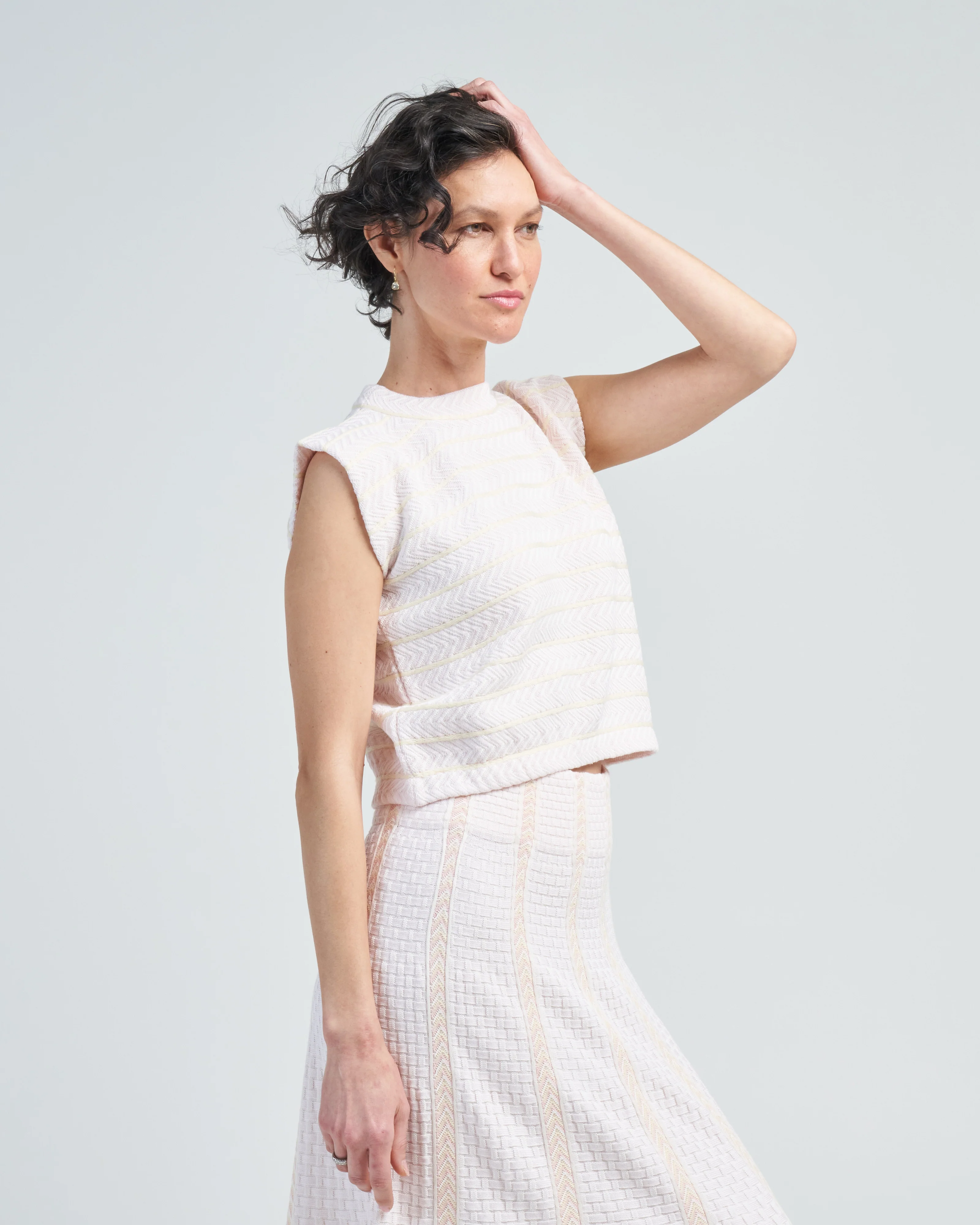 chevron patterned sleeveless top - Image 3