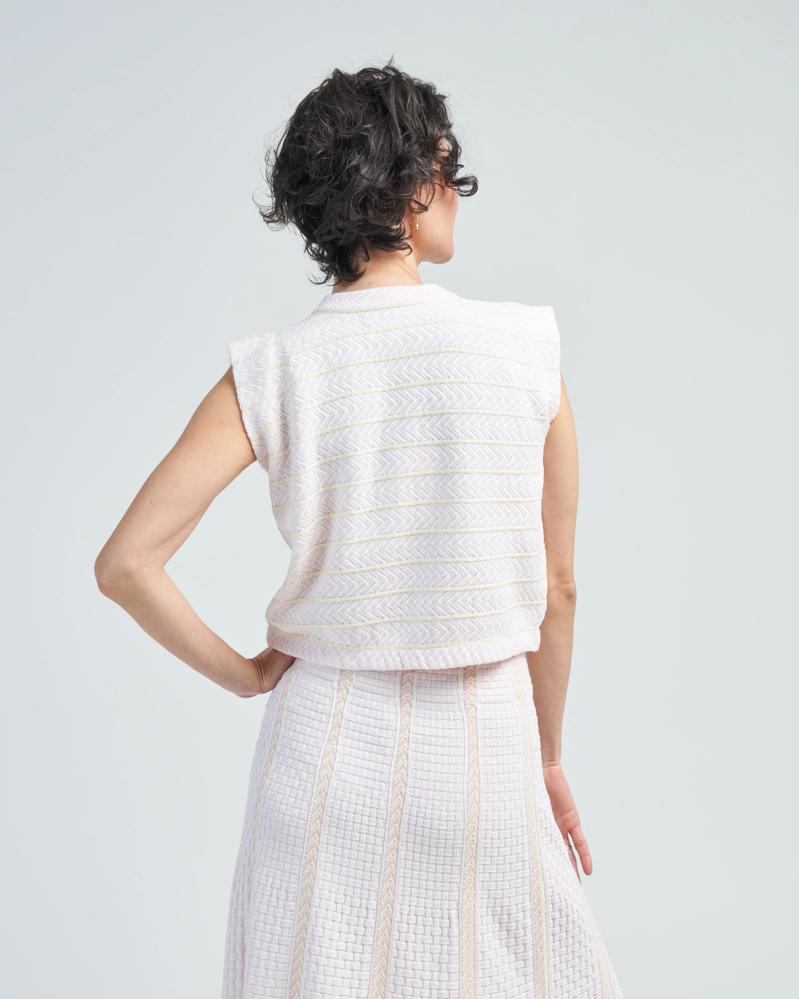 chevron patterned sleeveless top - Image 4