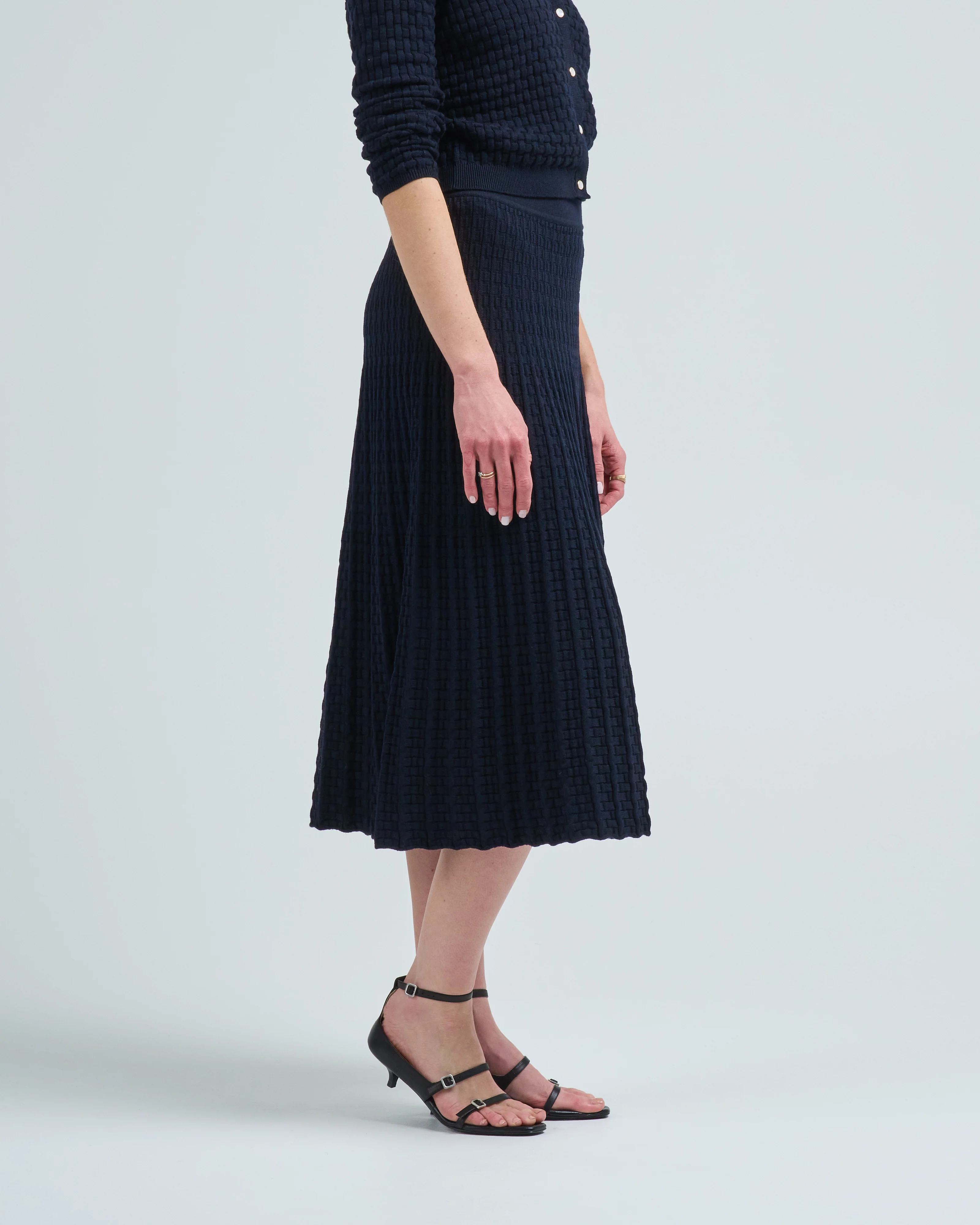 delicate braided stitch knit skirt - Image 3