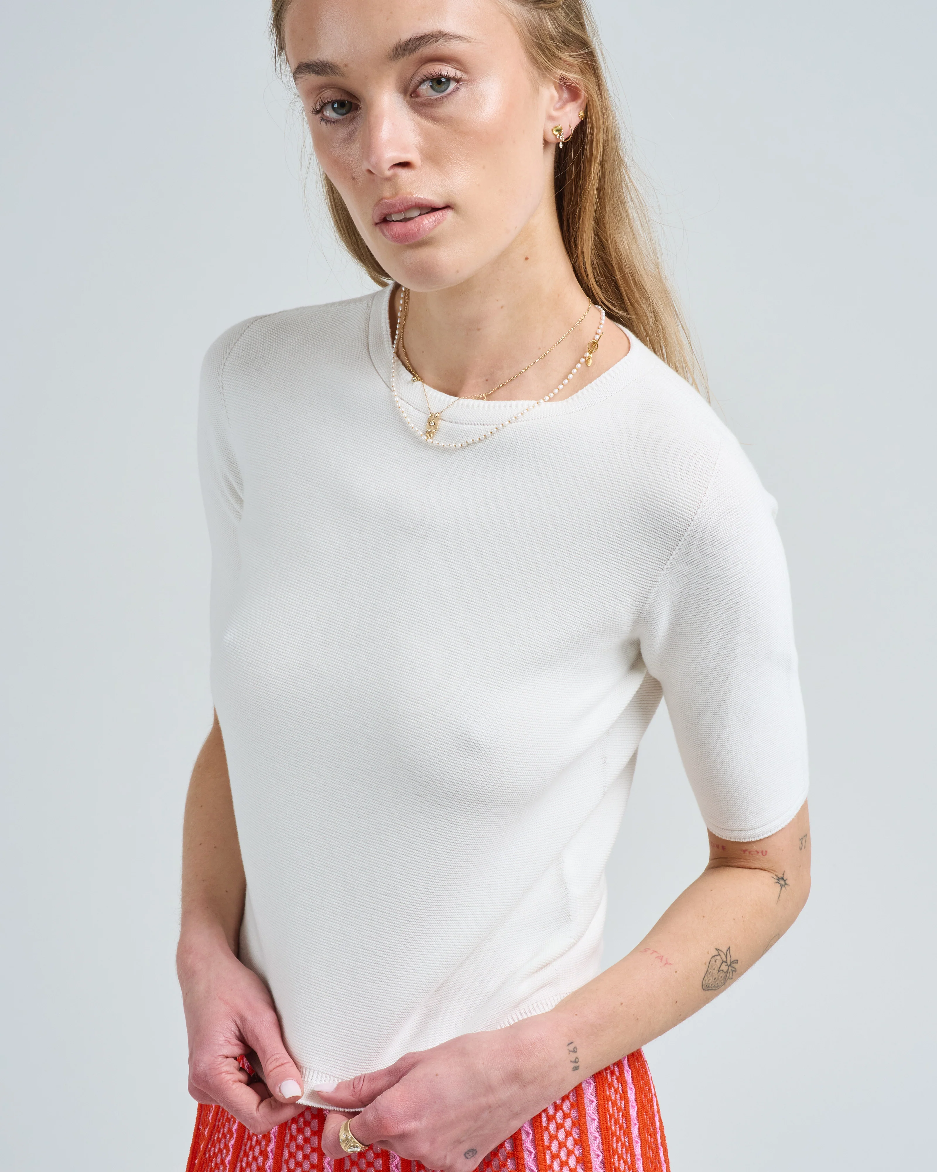 elbow length crew neck fine knit top in cotton - Image 4
