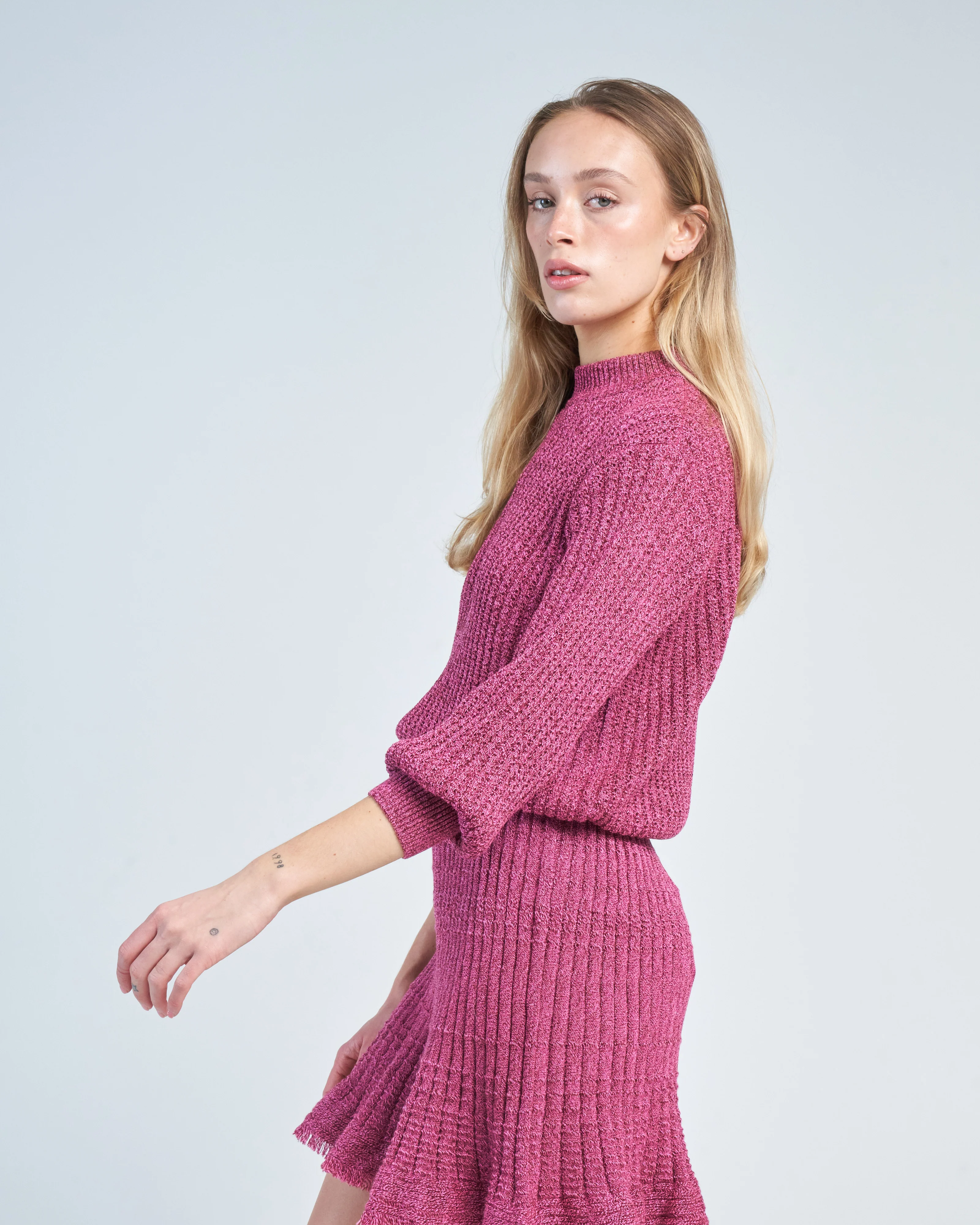 feminine wavy knit sweater - Image 3