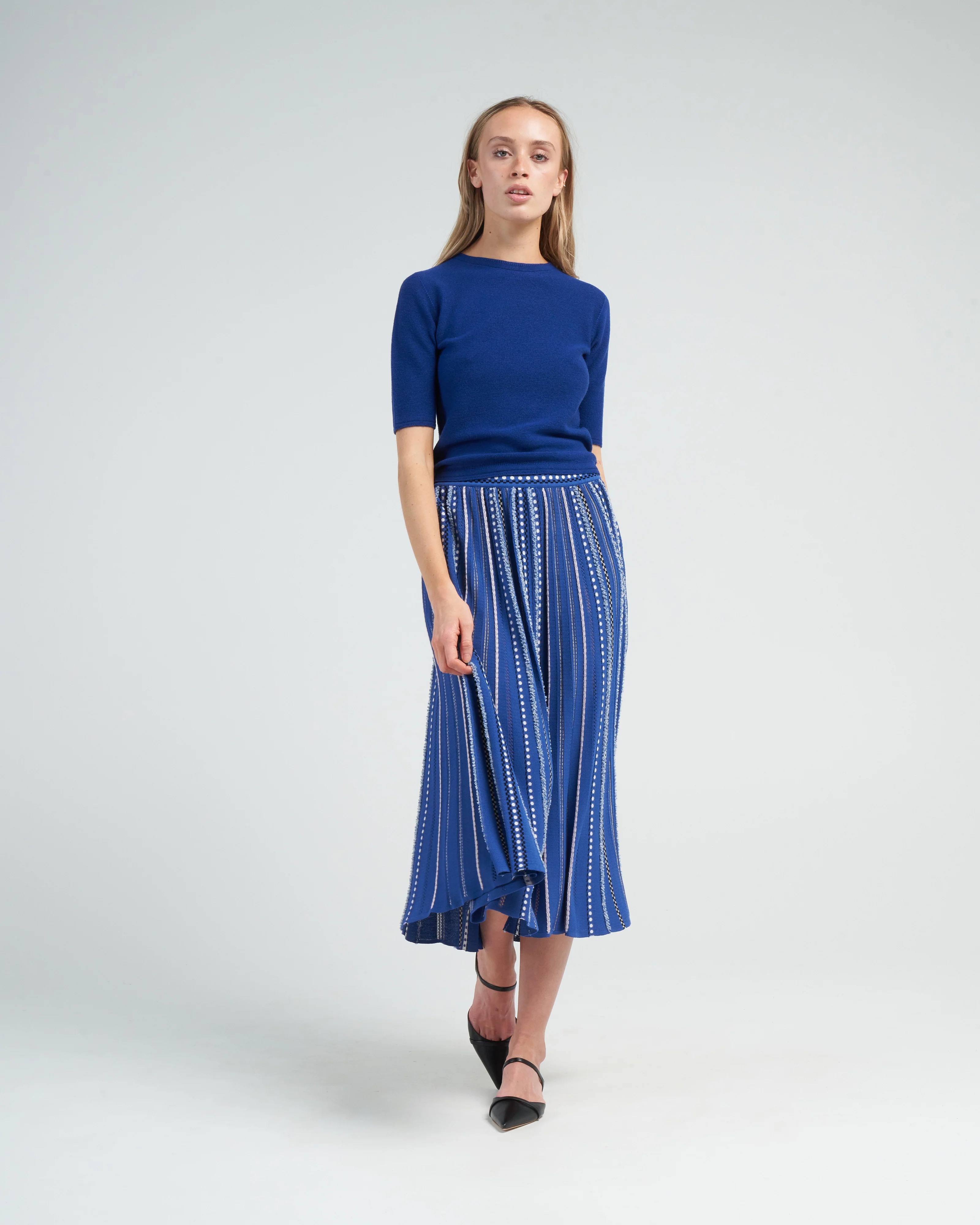 fine top with elbow length sleeves - blue faience - Image 2
