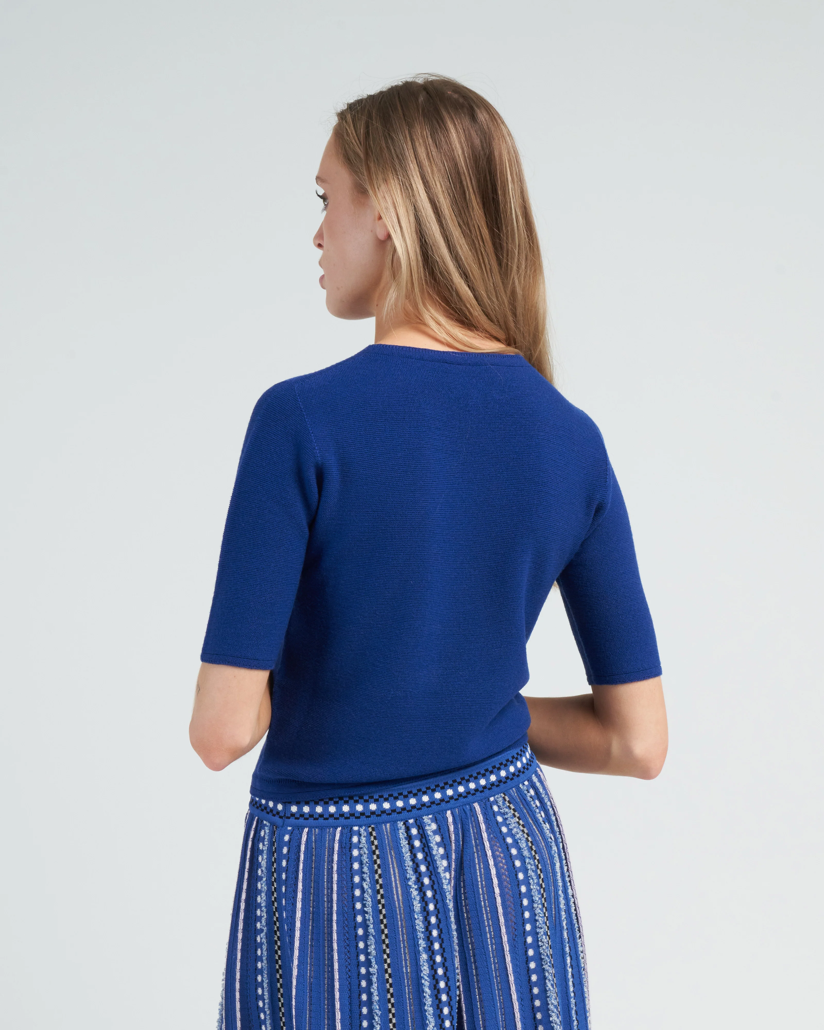 fine top with elbow length sleeves - blue faience - Image 4