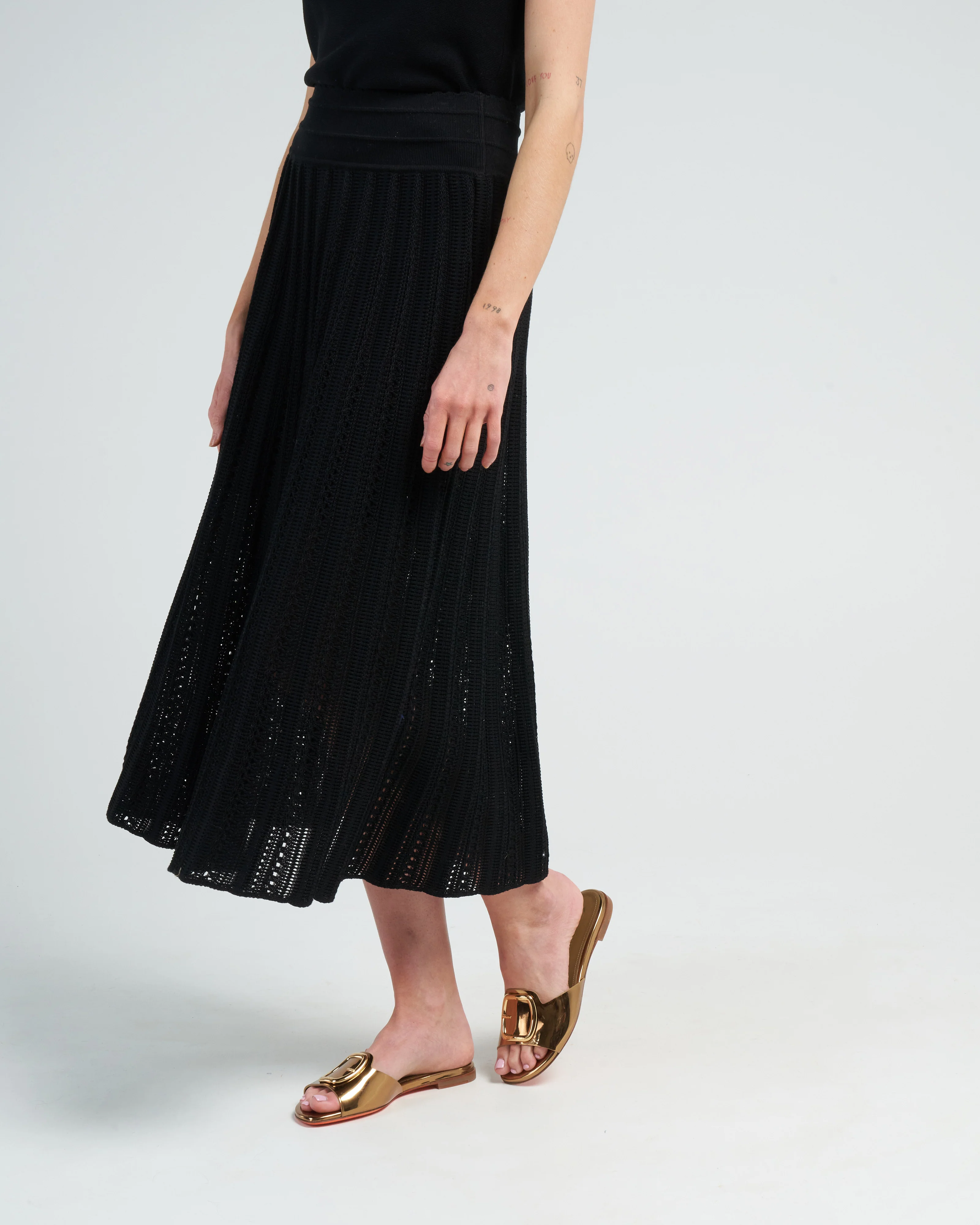 long skirt with macrome stitch - deep black - Image 3