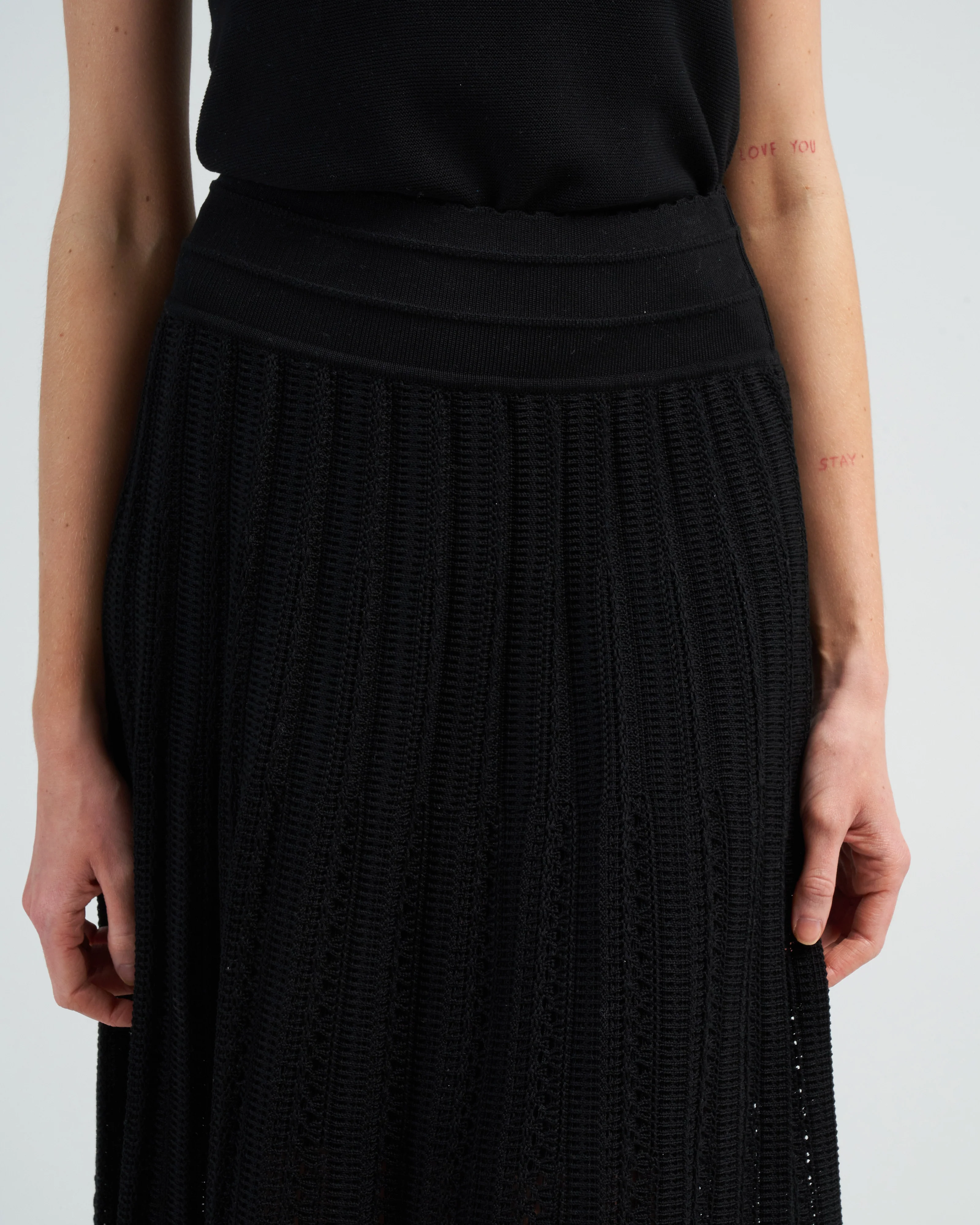long skirt with macrome stitch - deep black - Image 5