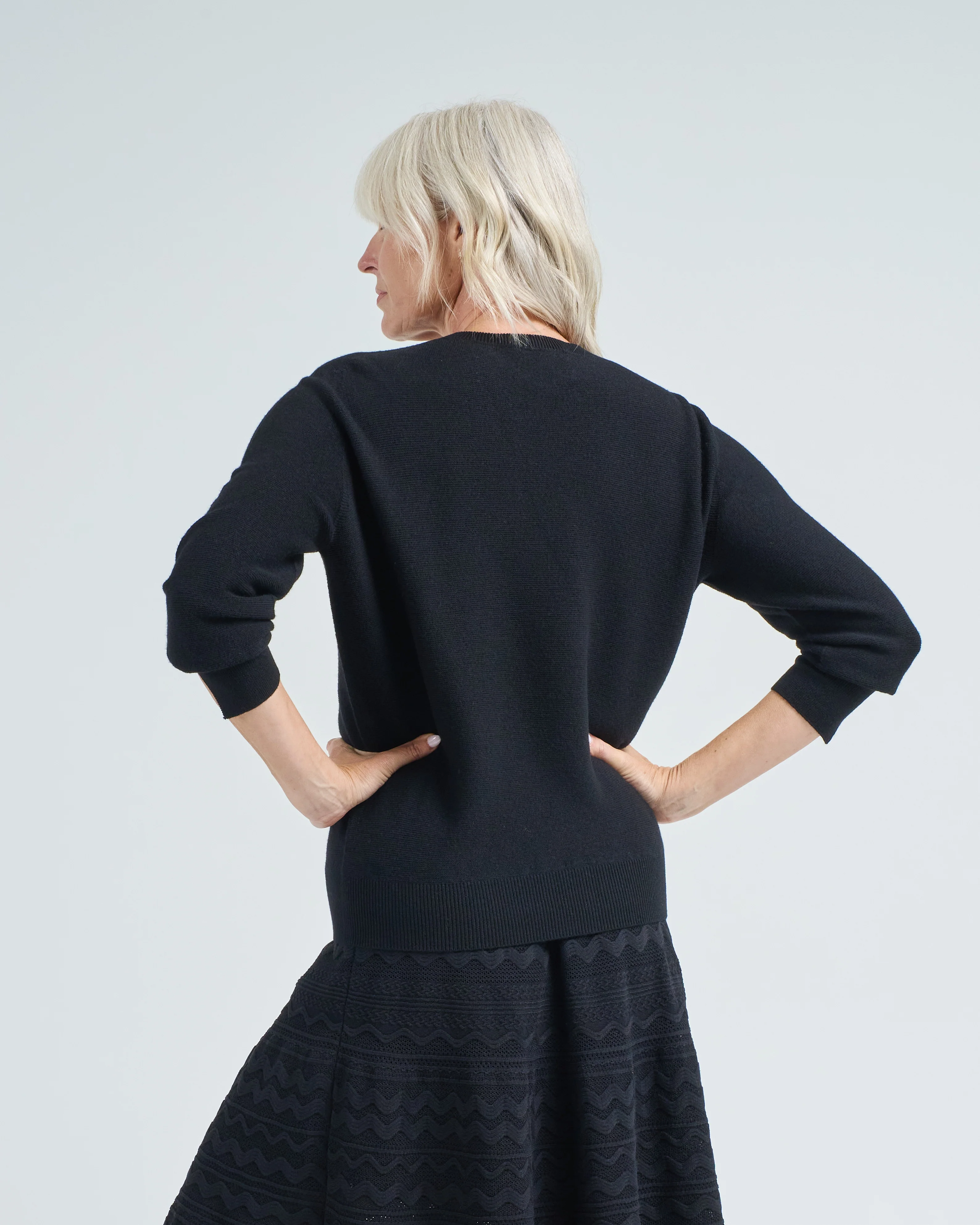 long sleeve jewelneck sweater - Image 5
