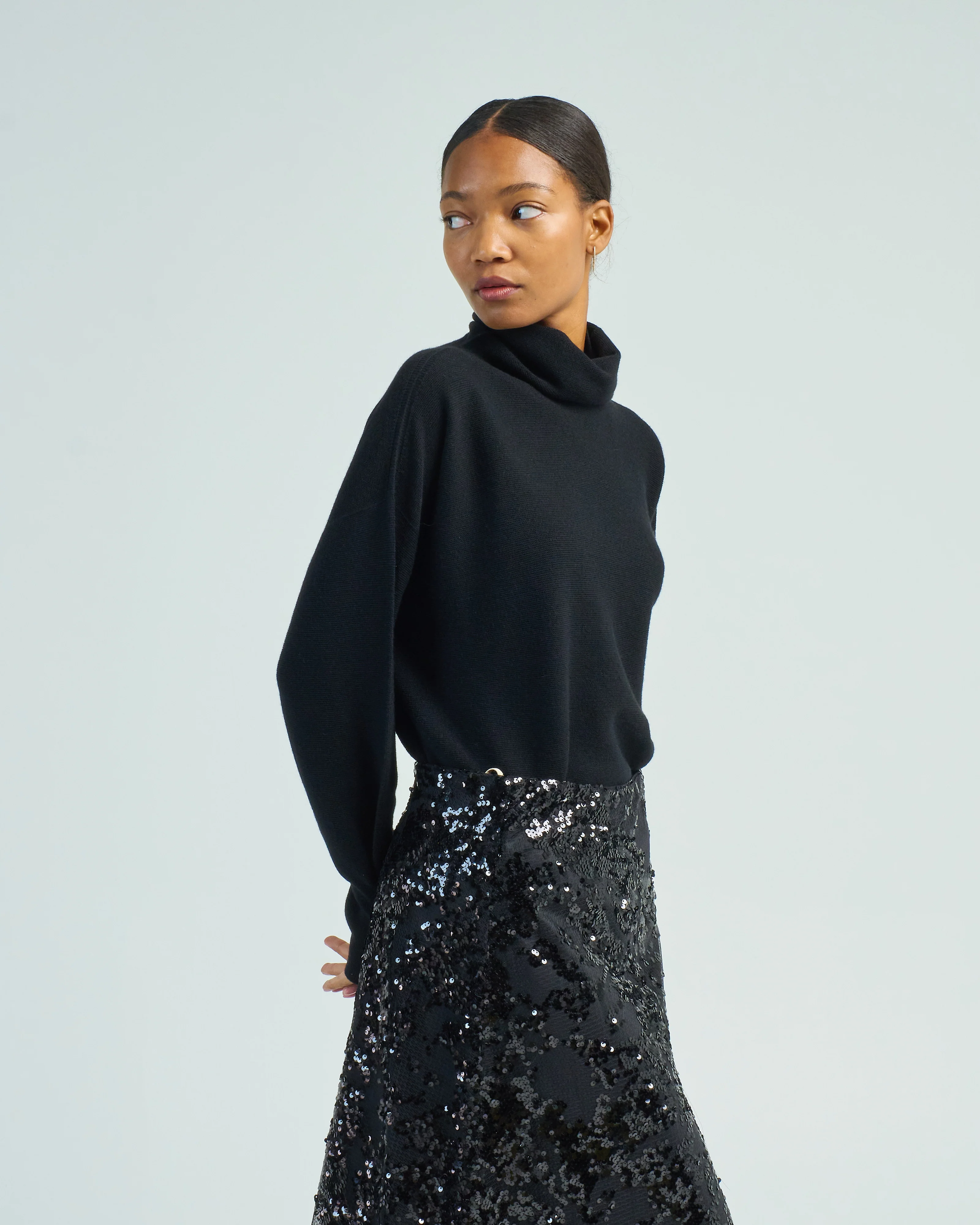 nora oversize high collar - Image 4