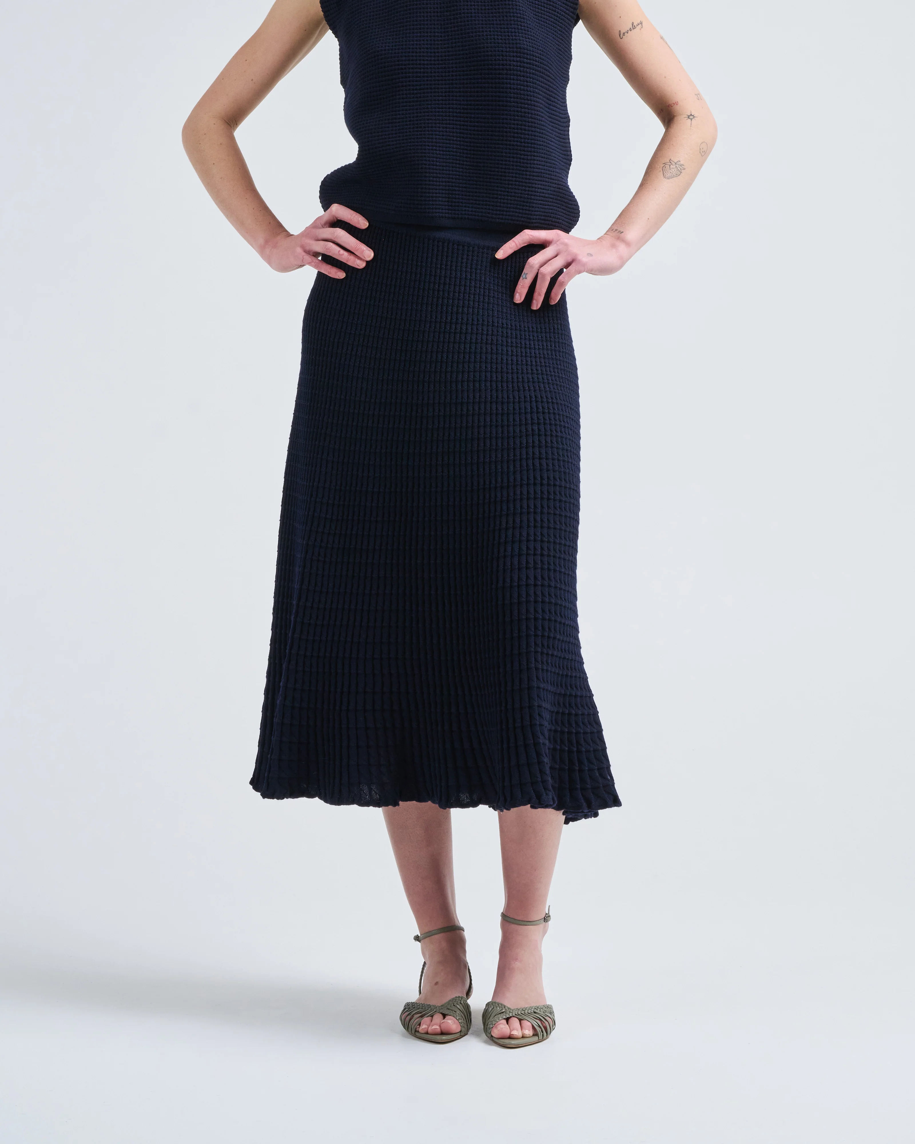 origami knit flowing skirt - Image 2