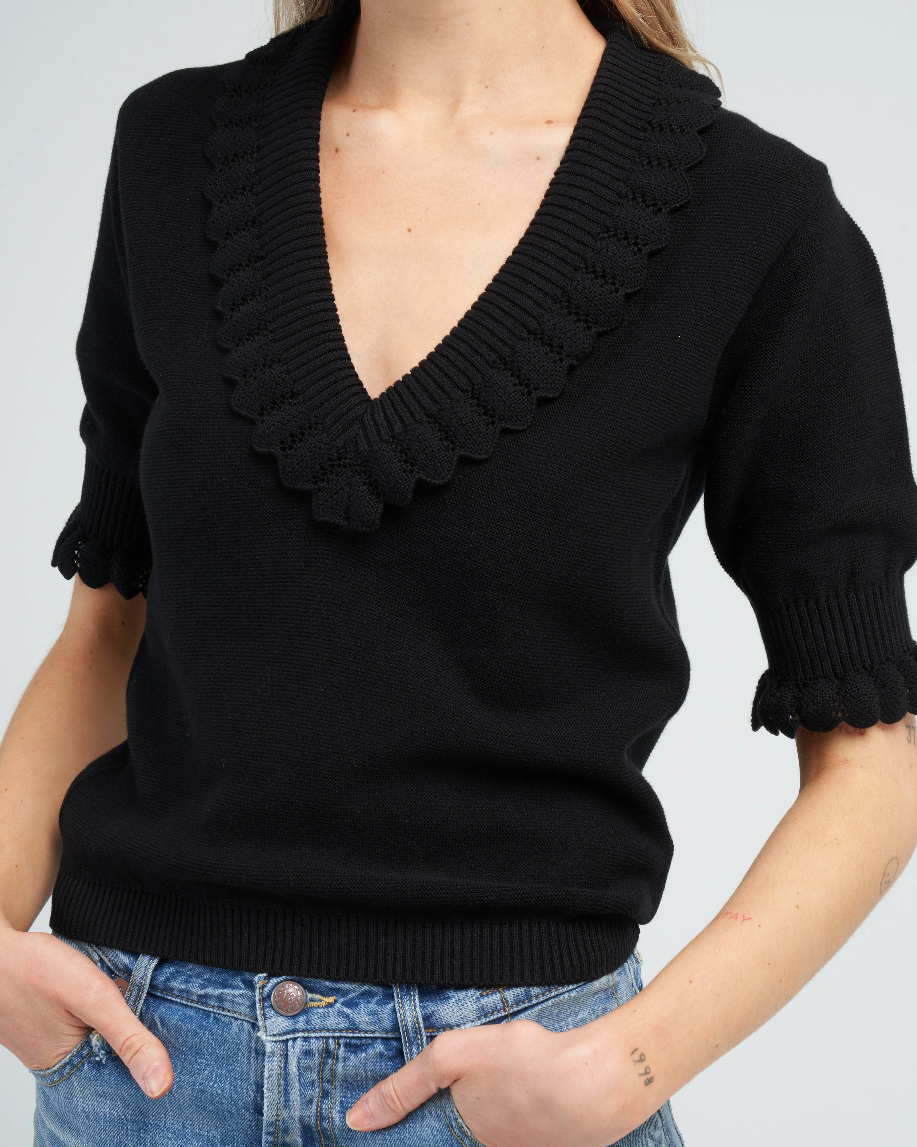 romantic v neck elbow length sleeves top - deep black - Image 5