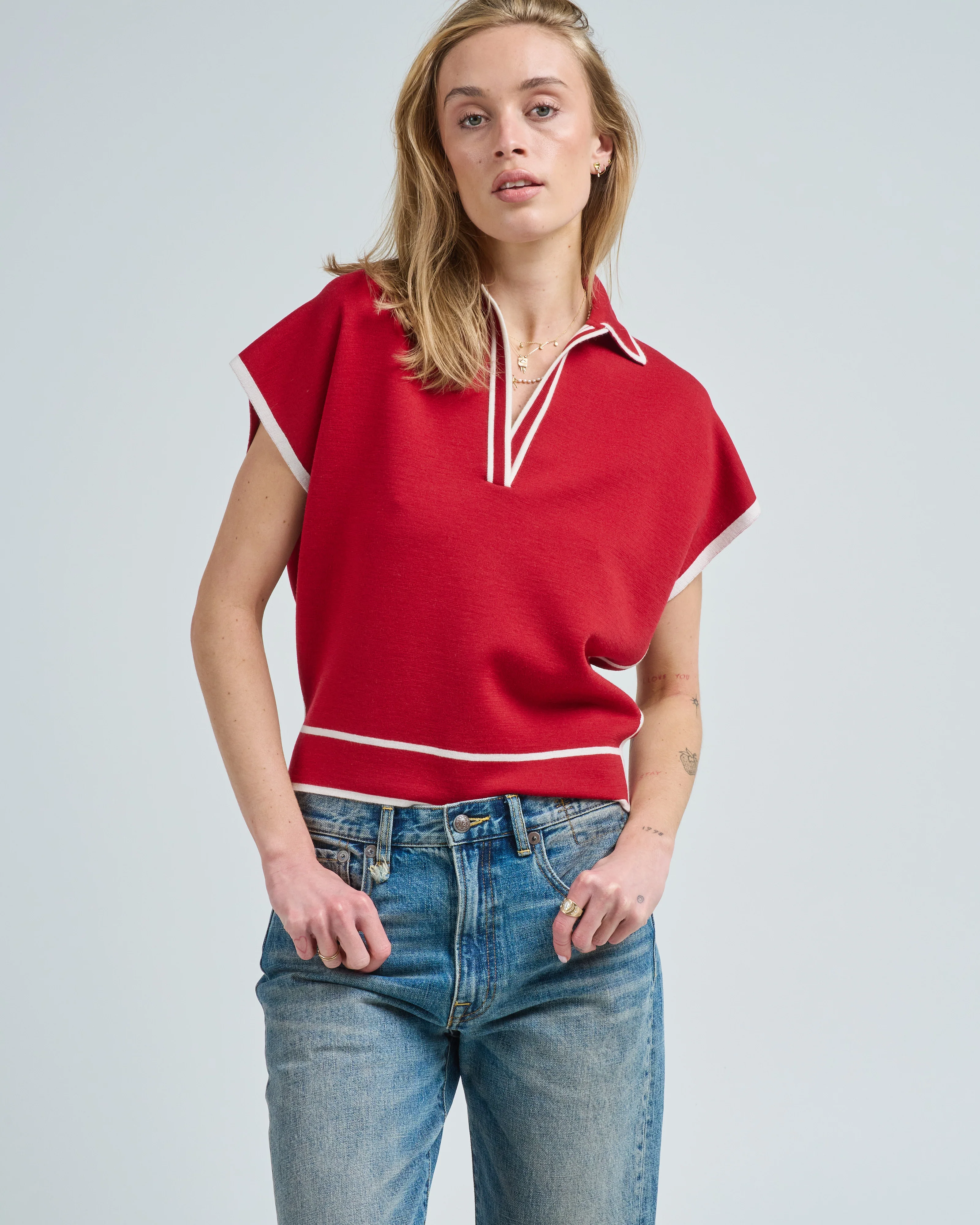 sleeveless knit top with contrasted lines - Image 3