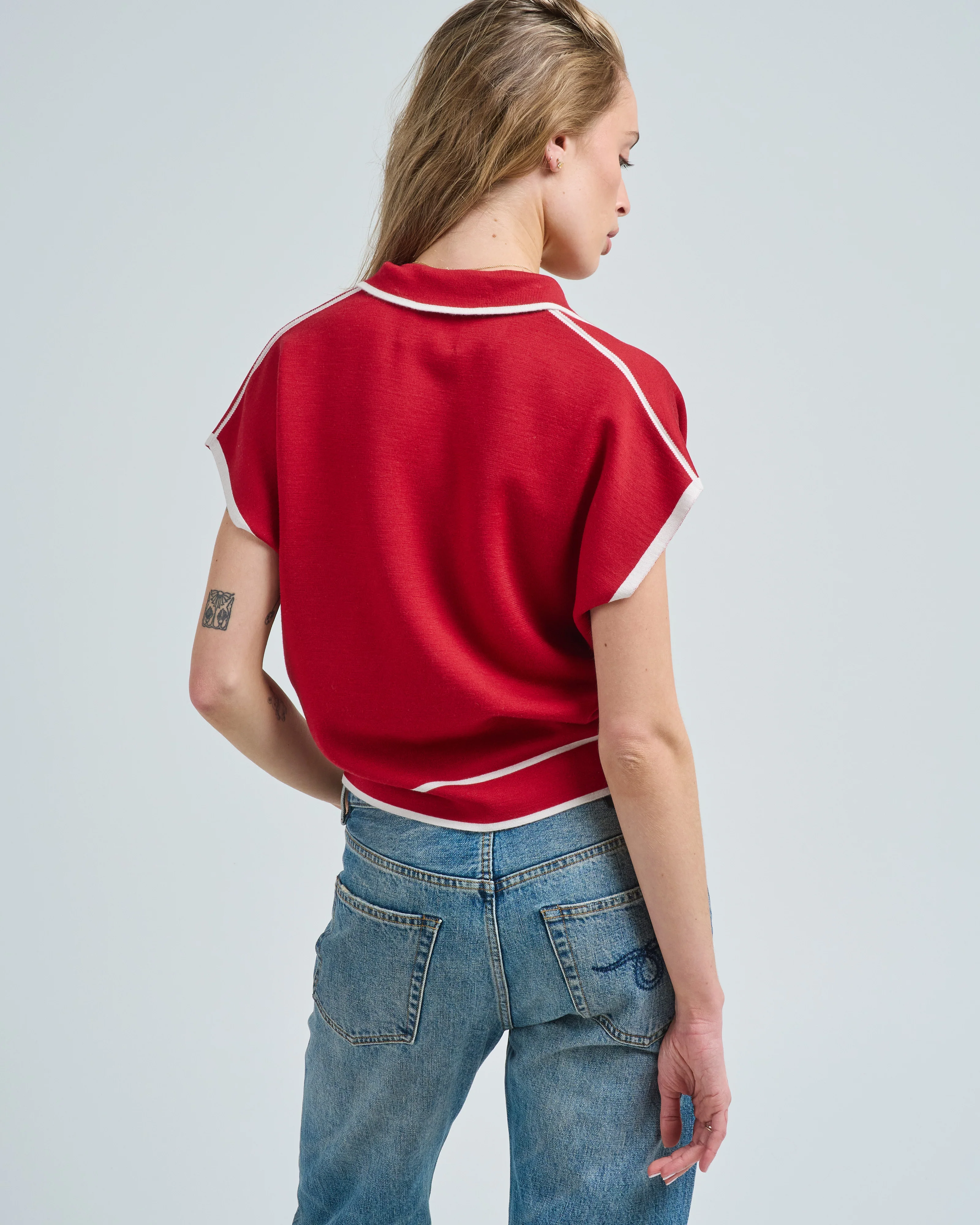 sleeveless knit top with contrasted lines - Image 5