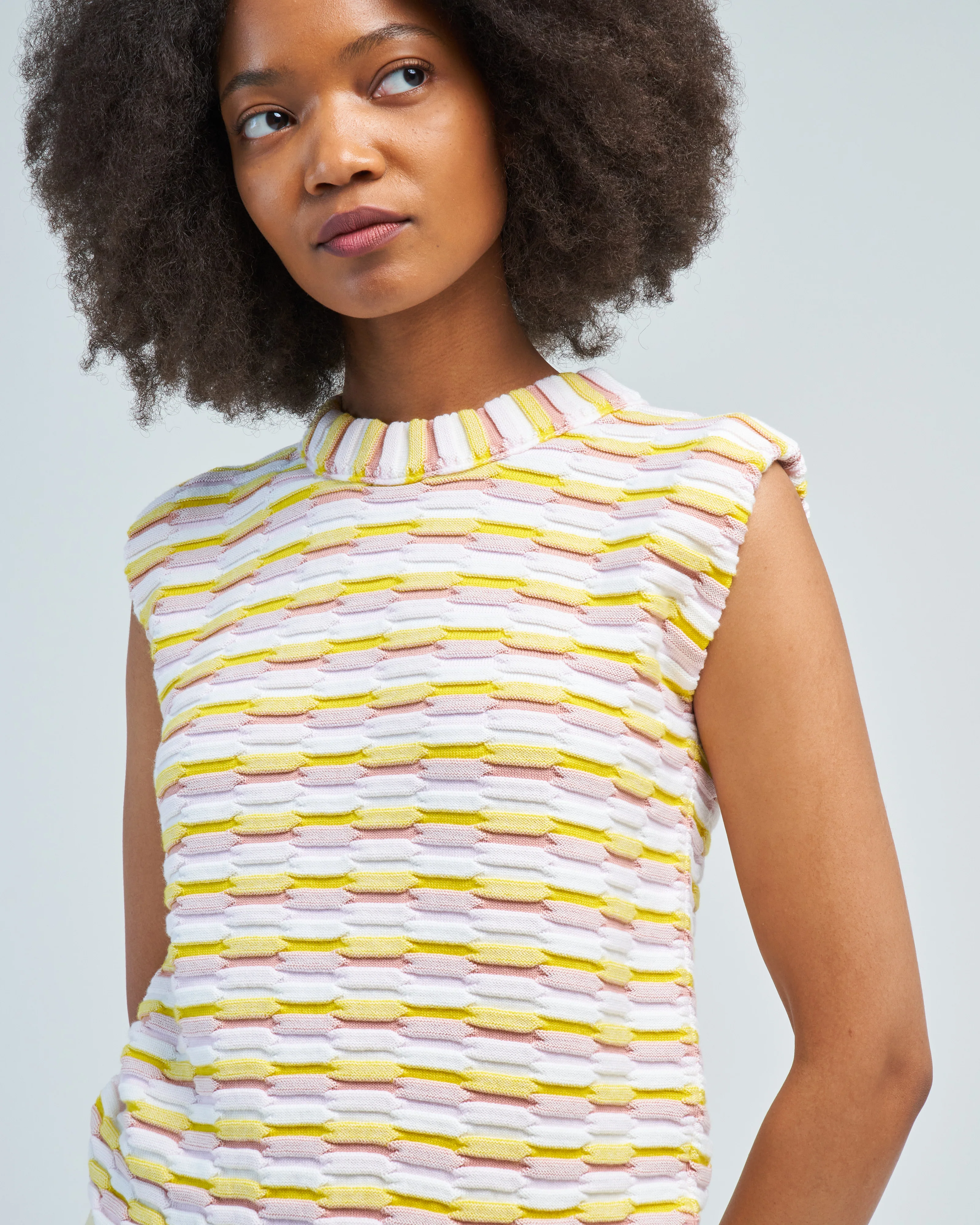 sleeveless structured top in zellige stitch - Image 5