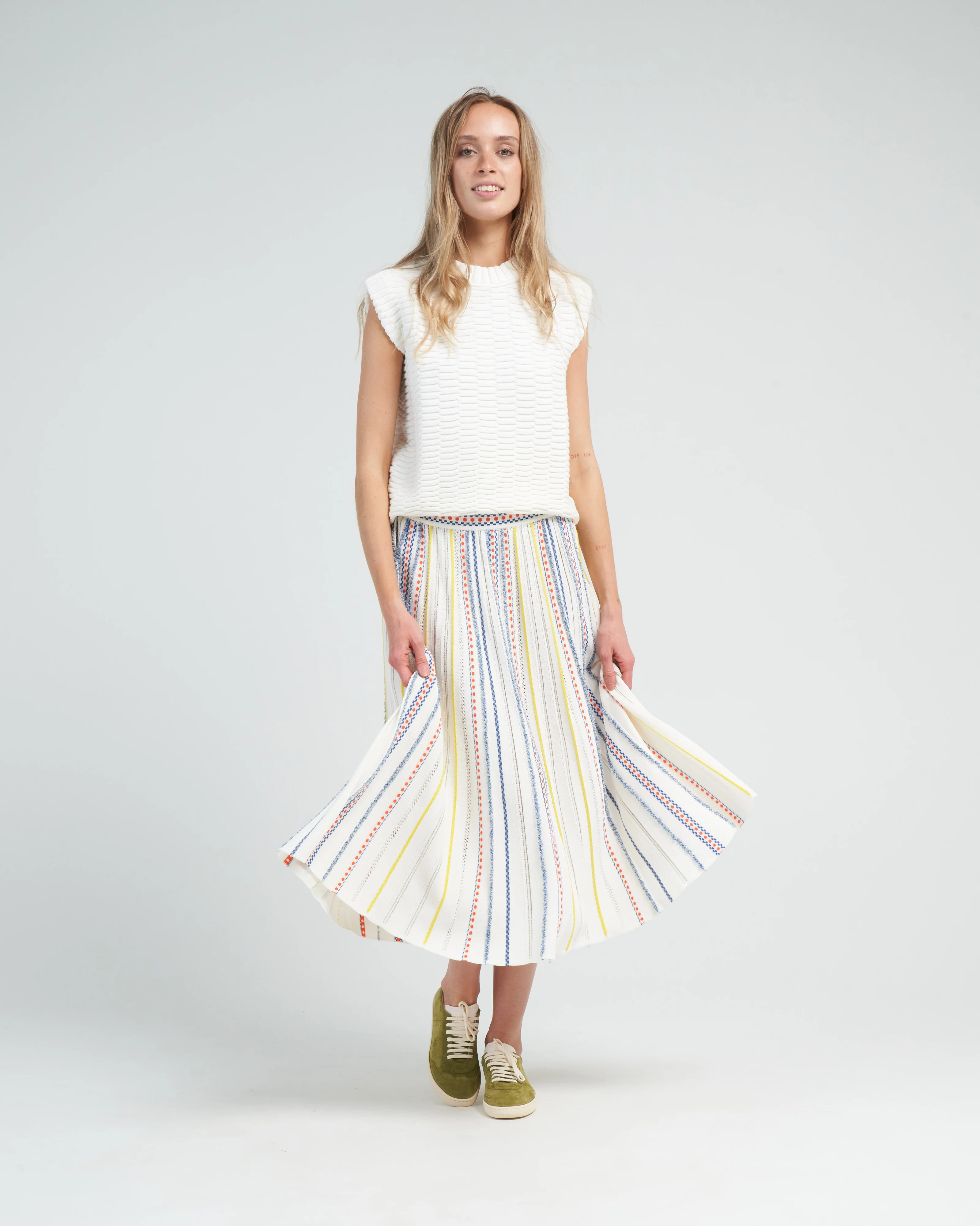 structured top zellige stitch - milk - Image 3