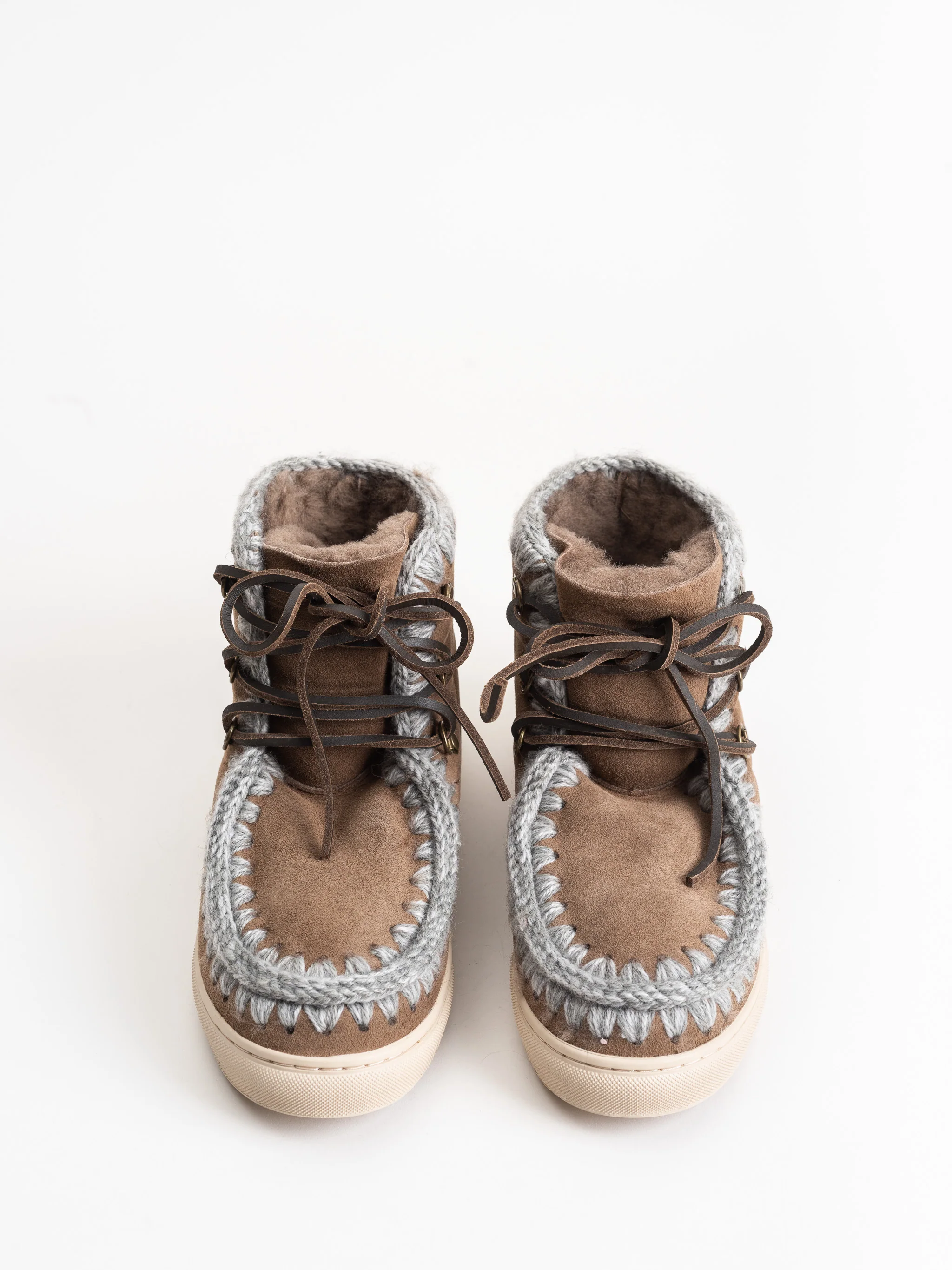 lace up sneaker - Image 4
